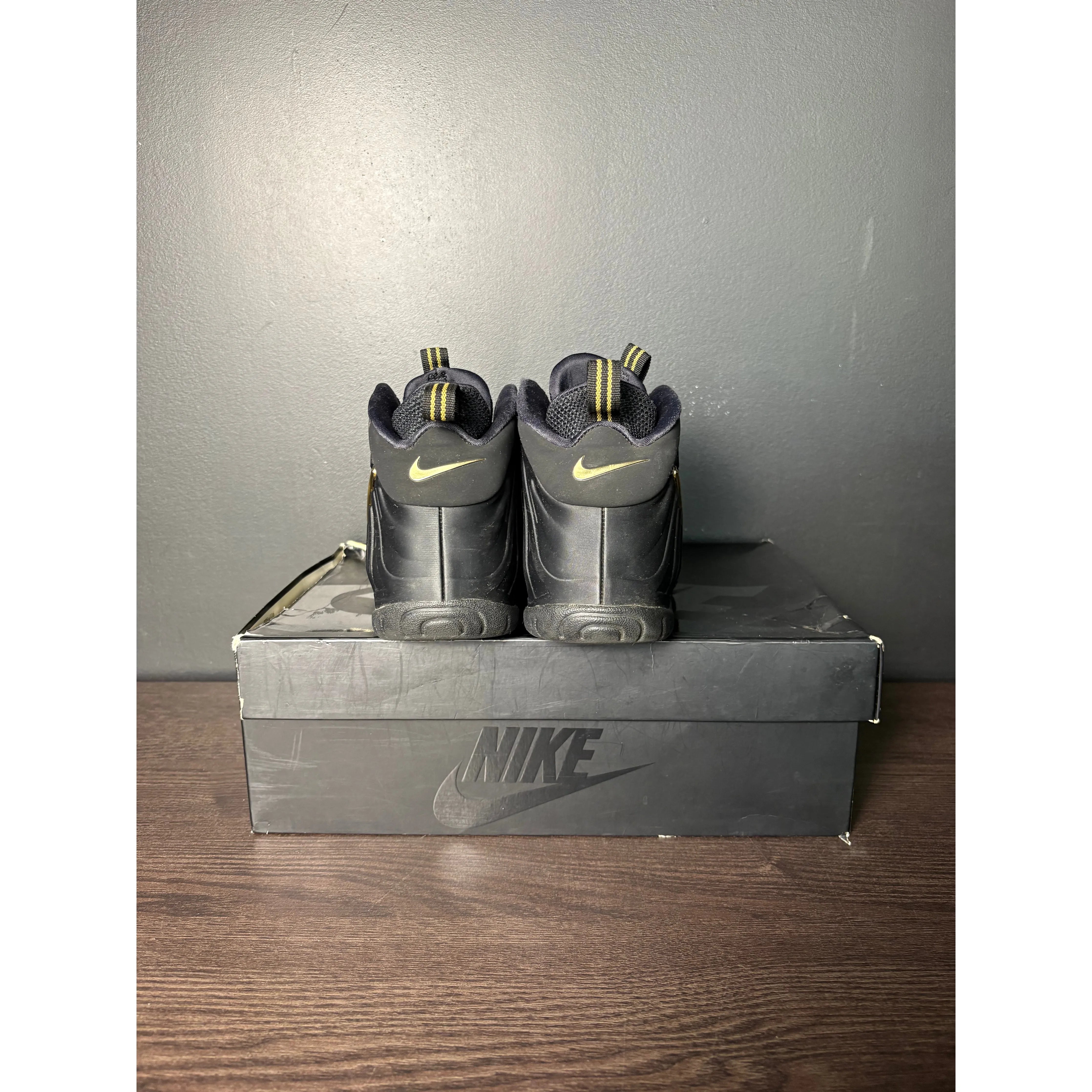 Nike Air Foamposite Pro "Black Metallic Gold" (GS) **PRE-OWNED** NO BOX