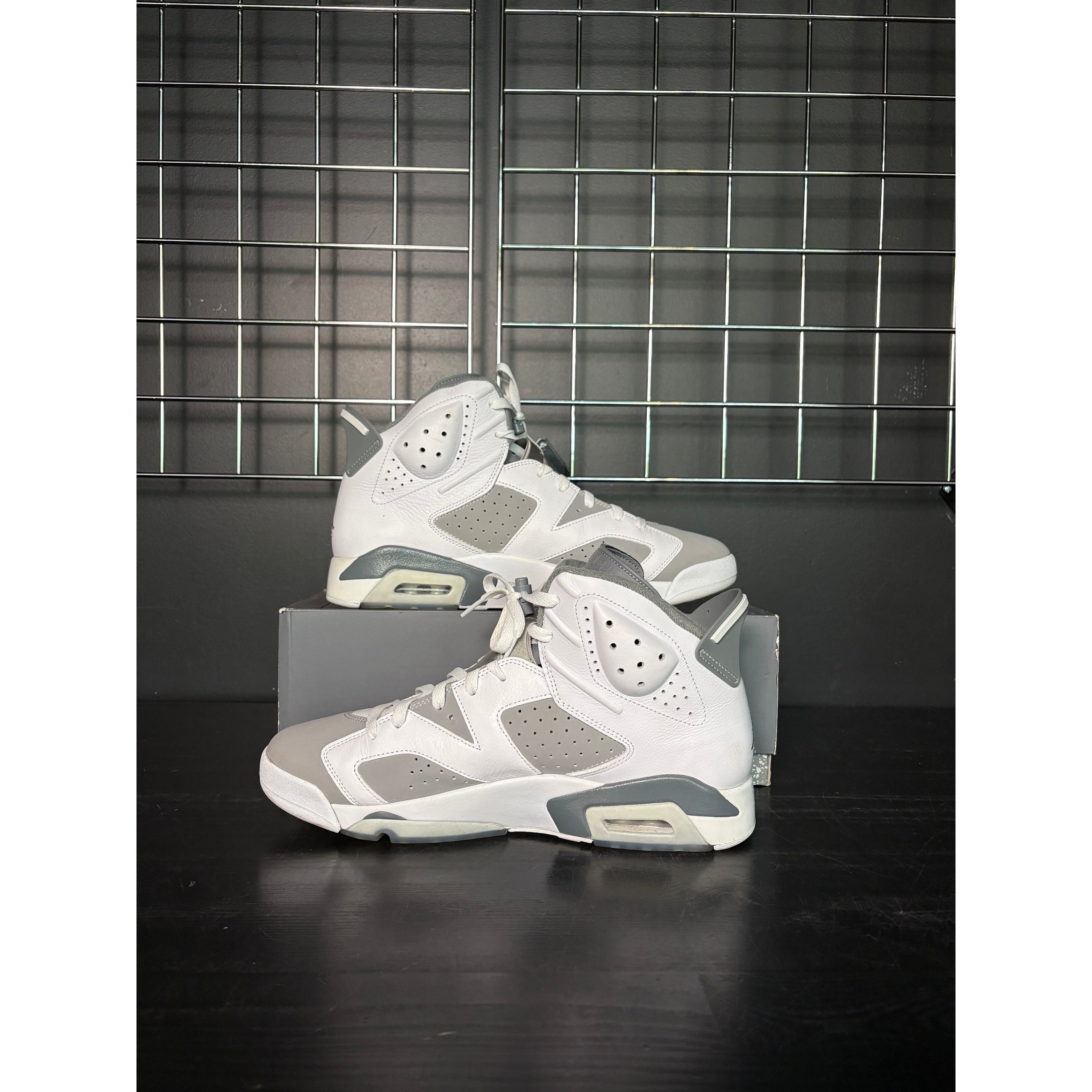 Air Jordan 6 Retro "Cool Grey" **PRE-OWNED**