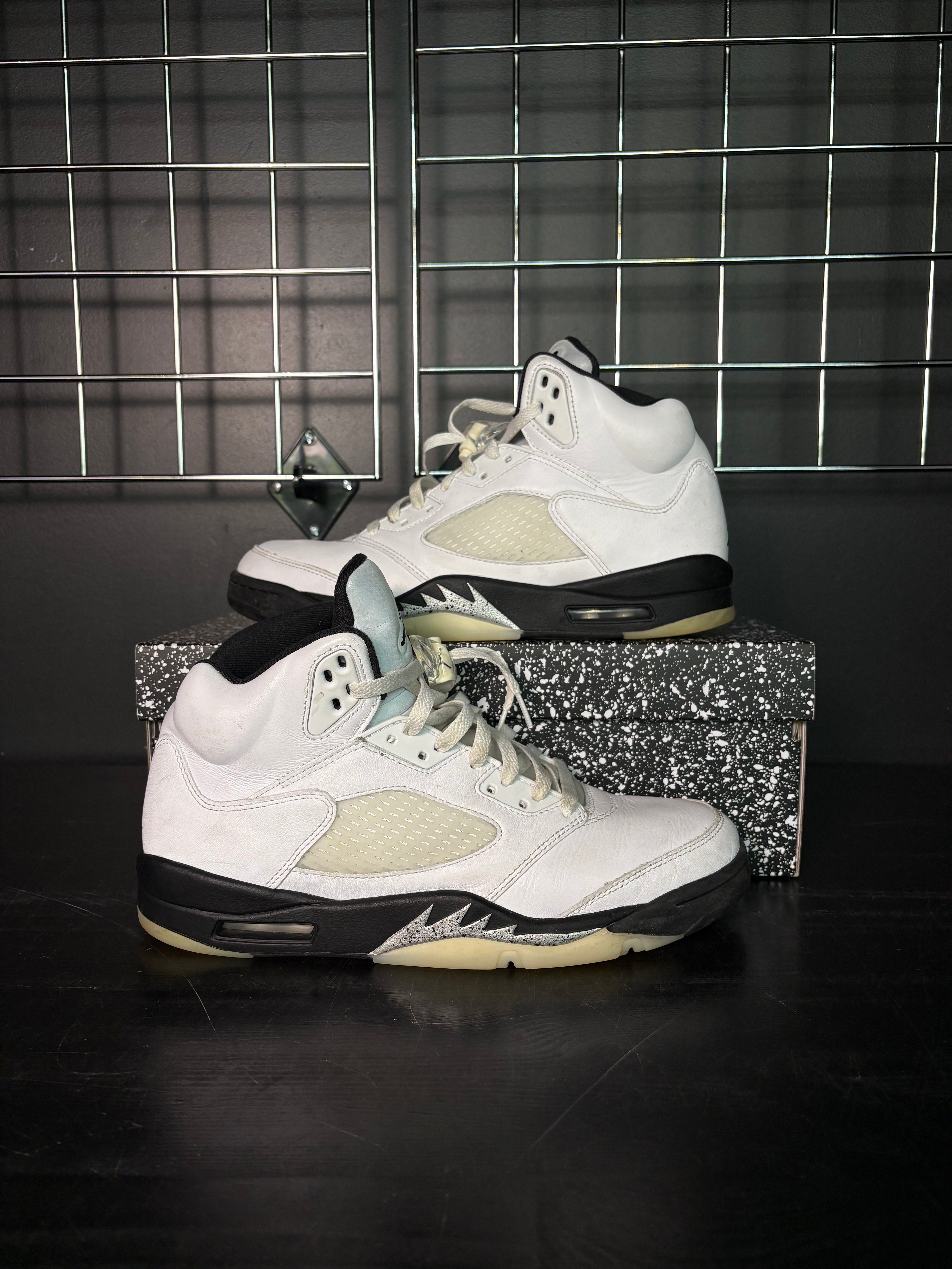 Air Jordan 5 Retro "Reverse Metallic" **PRE-OWNED**