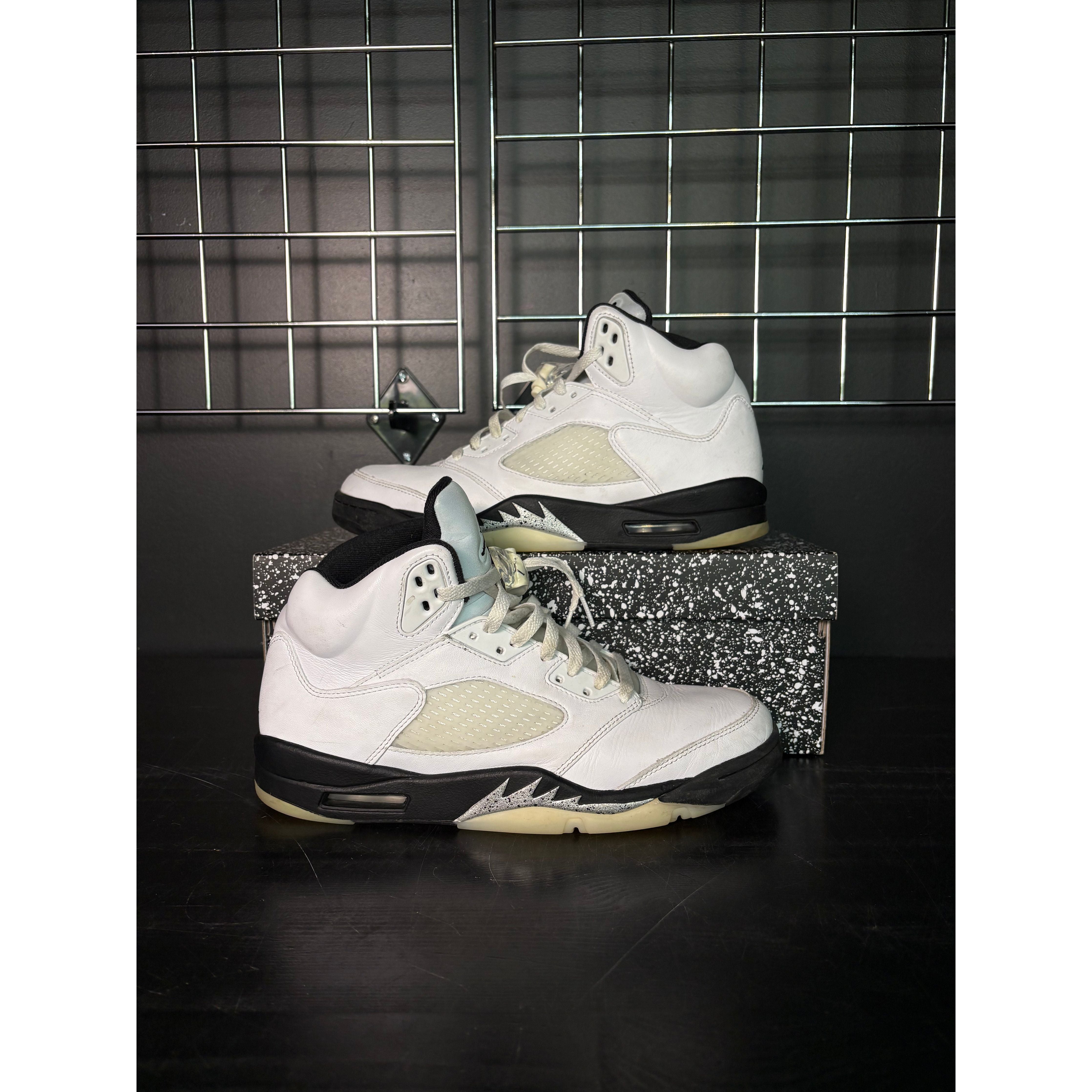 Air Jordan 5 Retro "Reverse Metallic" **PRE-OWNED**