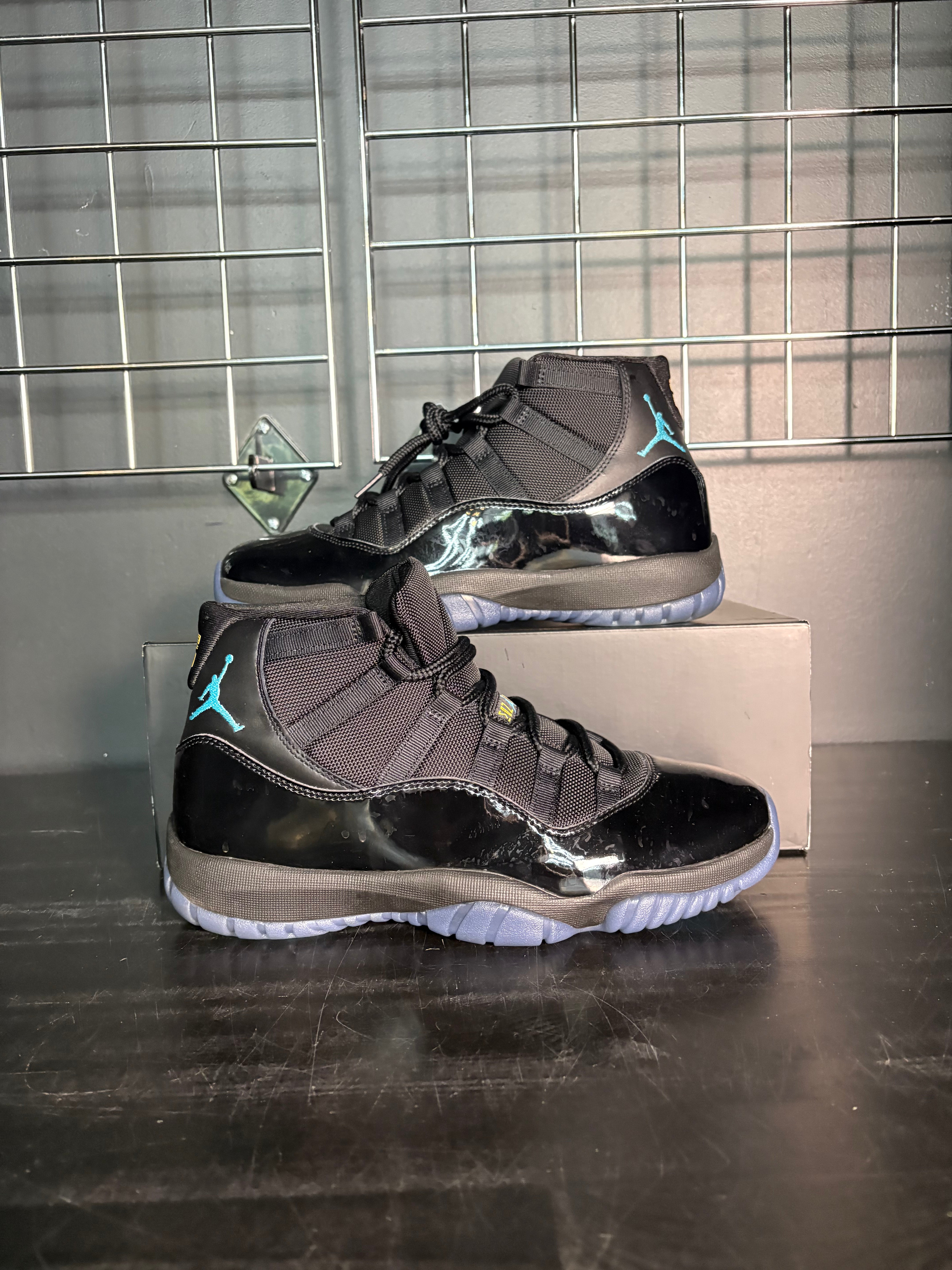 Air Jordan 11 Retro "Gamma Blue" (2025) **PRE-OWNED**