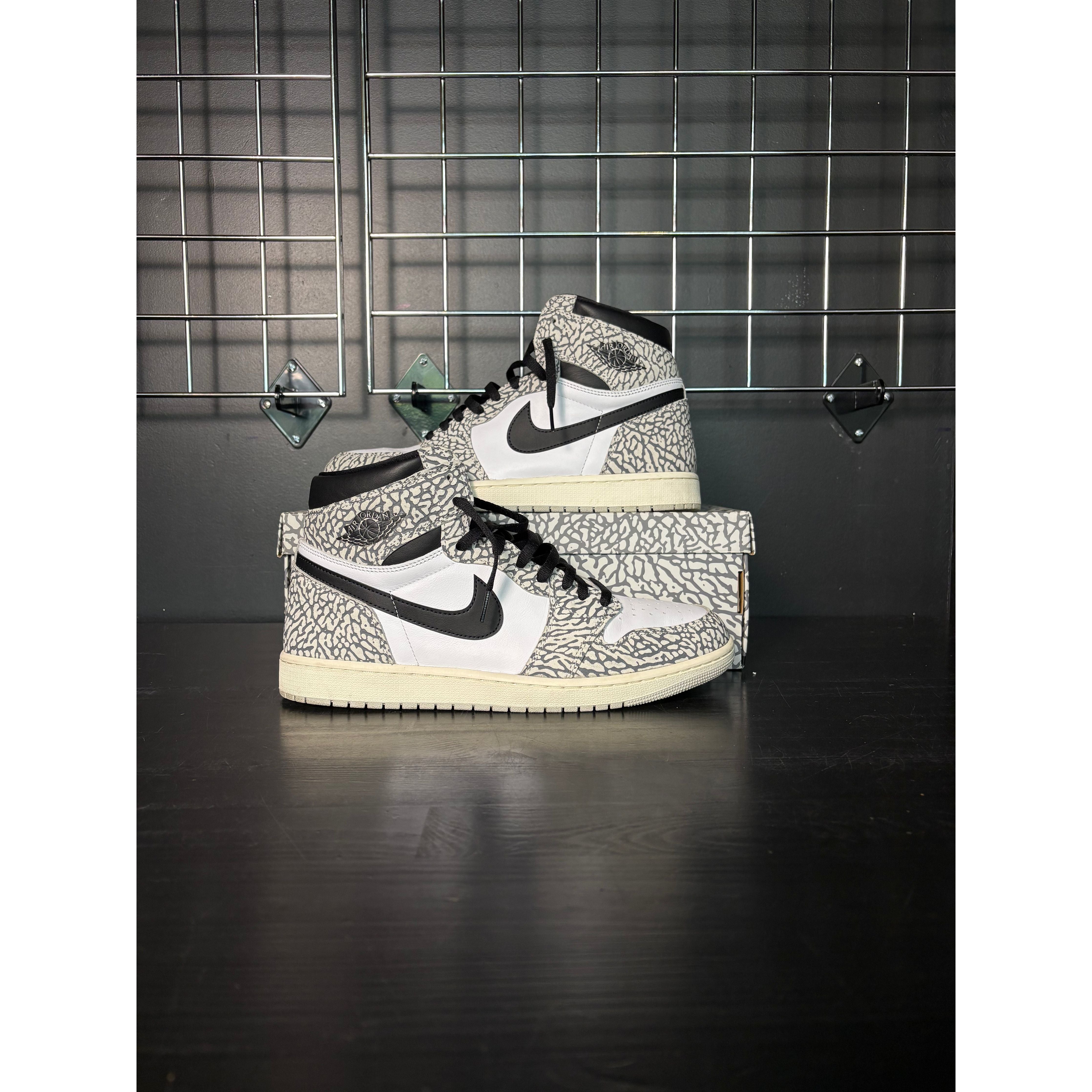 Air Jordan 1 Retro High OG "White Cement" **PRE-OWNED**