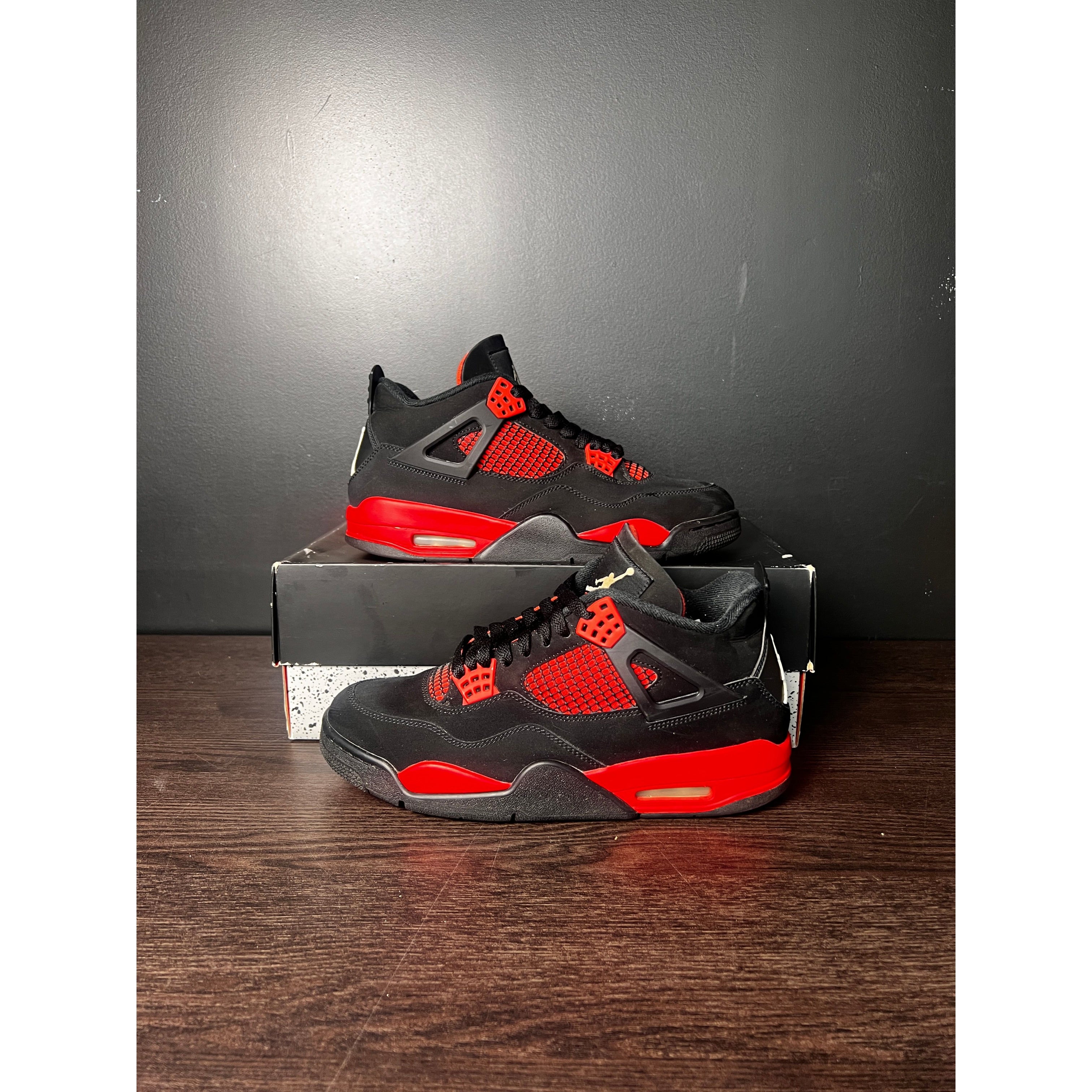 Air Jordan 4 Retro "Red Thunder" **PRE-OWNED**