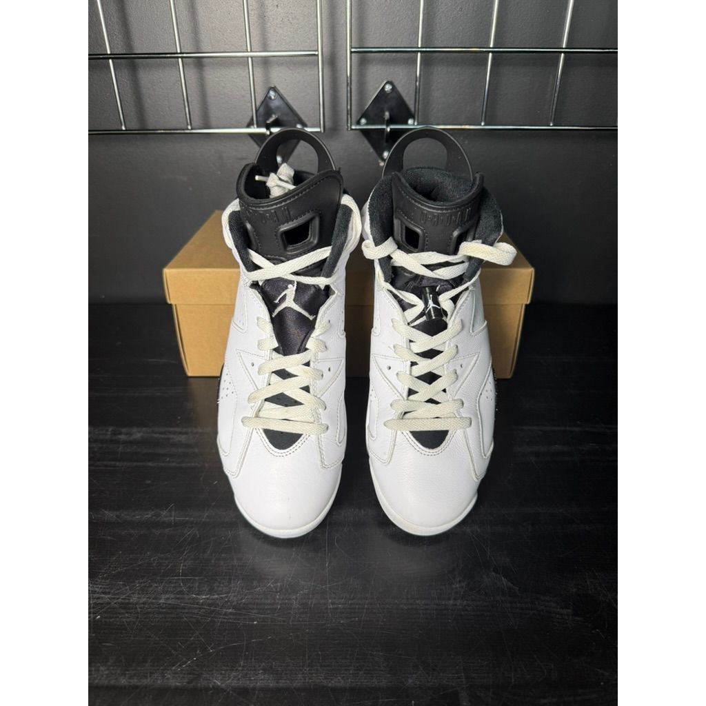 Air Jordan 6 Retro "Reverse Oreo" **PRE-OWNED** No Box