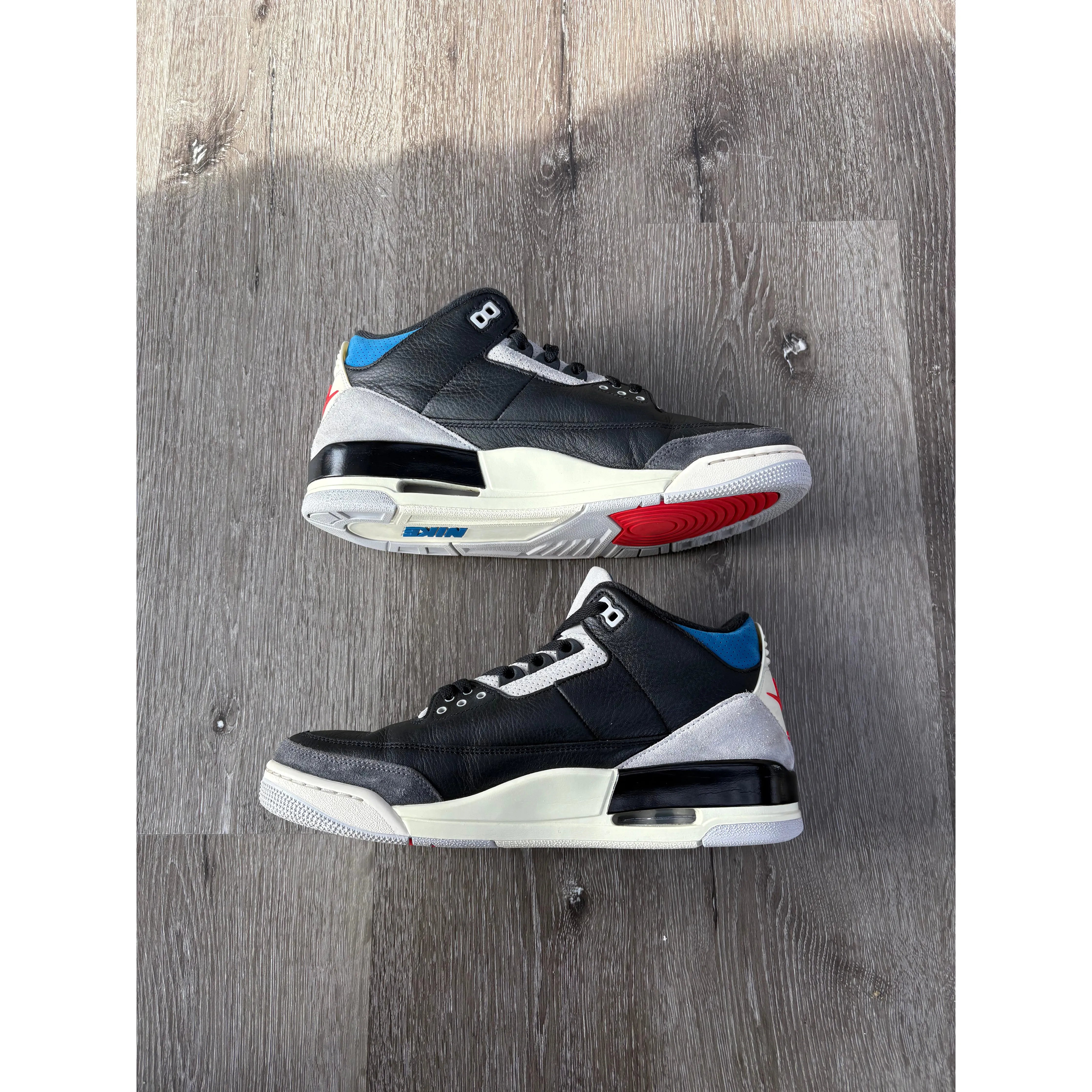 Air Jordan 3 Retro OG "Rare Air" **PRE-OWNED**