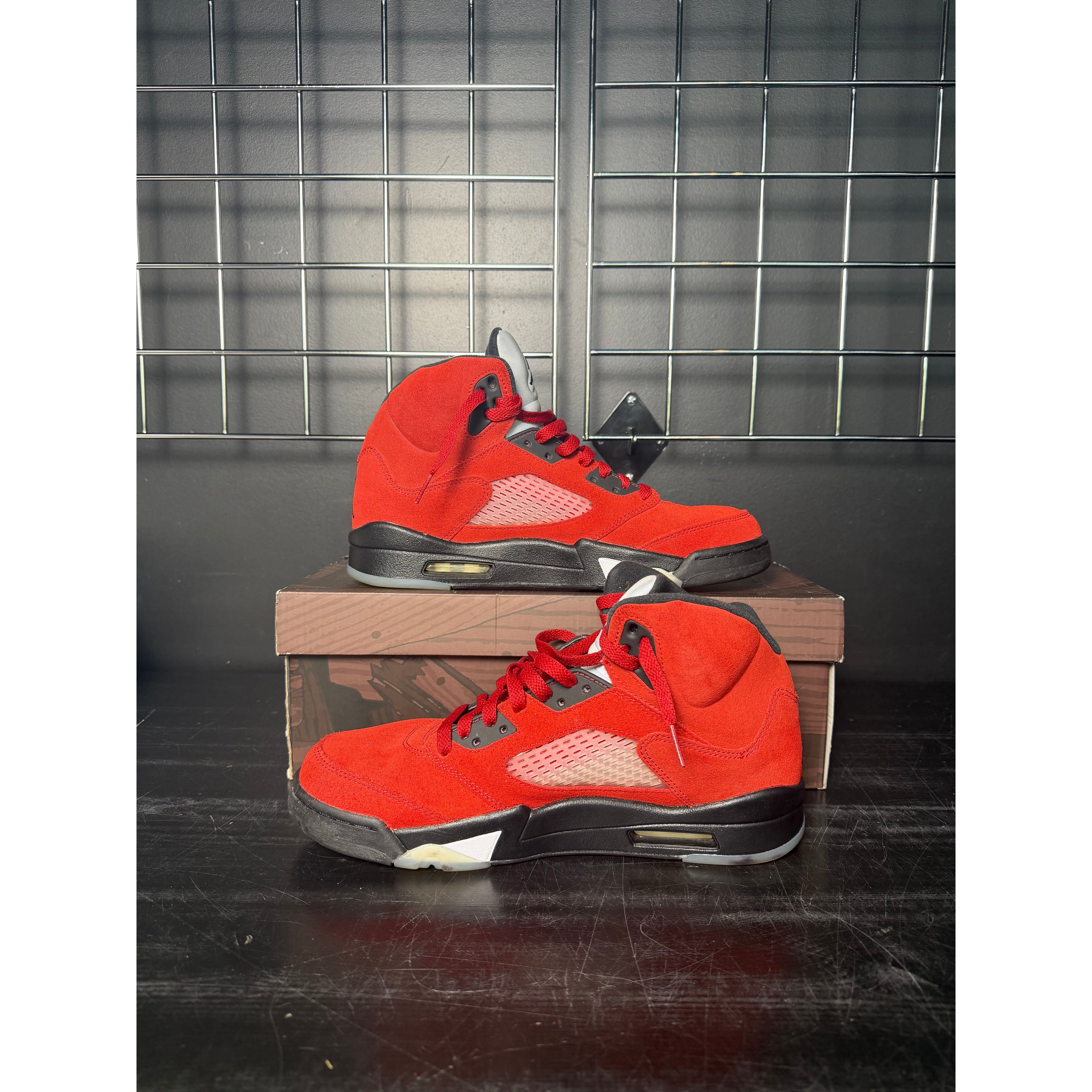 Air Jordan 5 Retro "Raging Bull Red" (2021) **Pre-Owned**