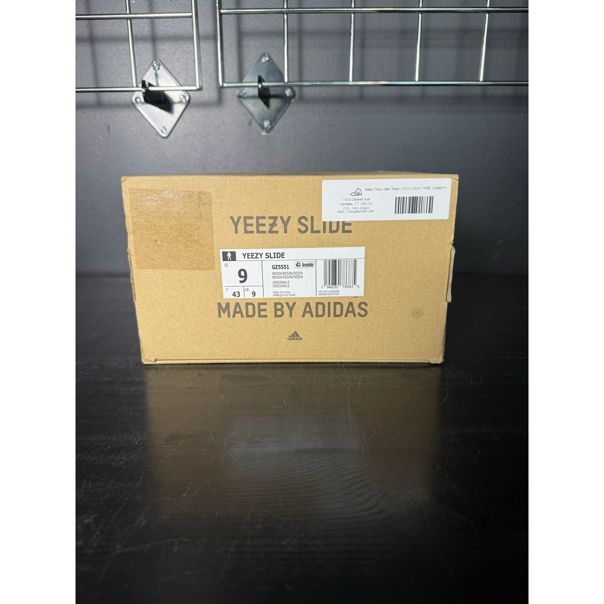 Adidas Yeezy Slide "Resin" (2022/2024) **PRE-OWNED**