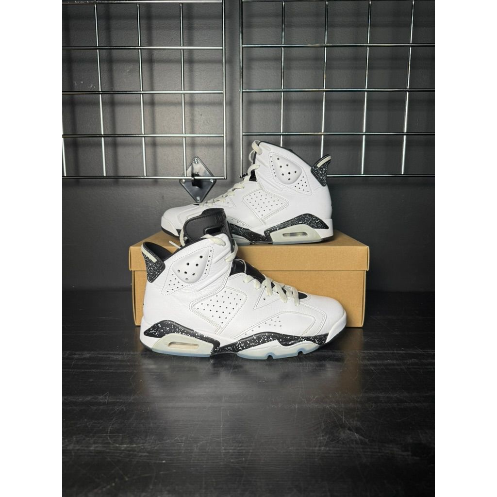 Air Jordan 6 Retro "Reverse Oreo" **PRE-OWNED** No Box