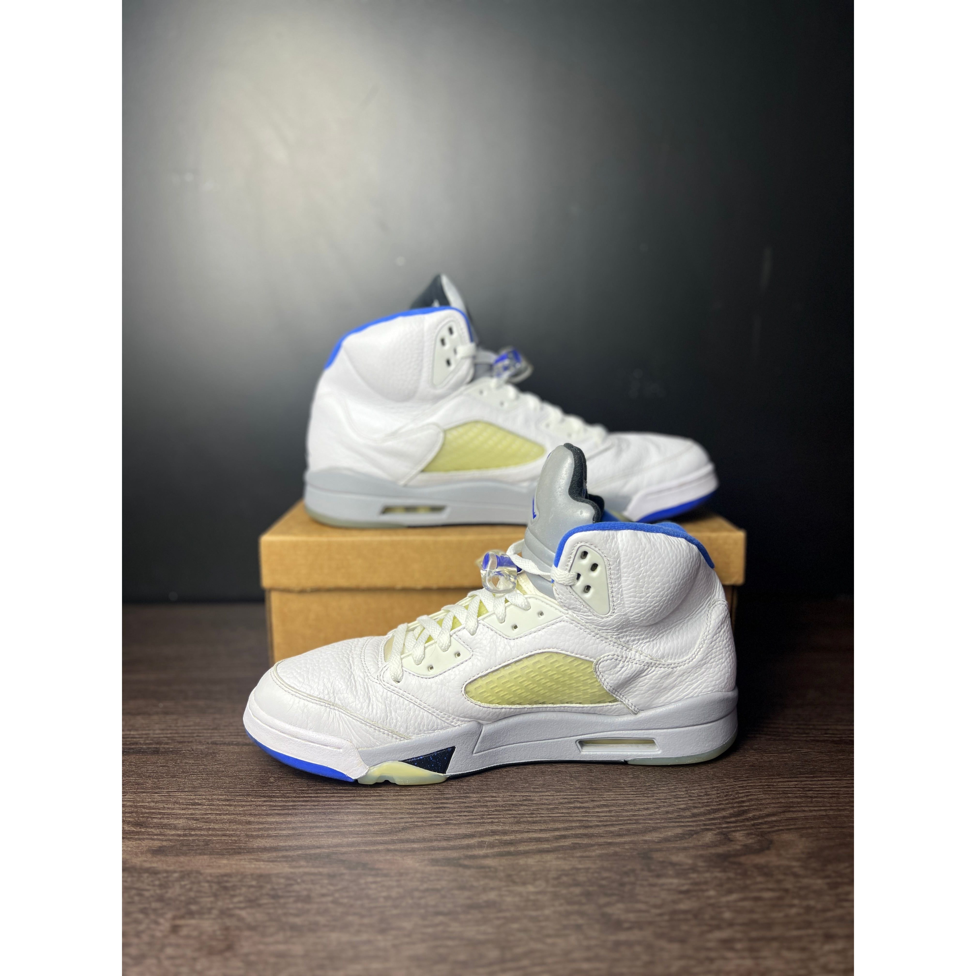 Air Jordan 5 Retro White "Stealth" (2021) **PRE-OWNED**