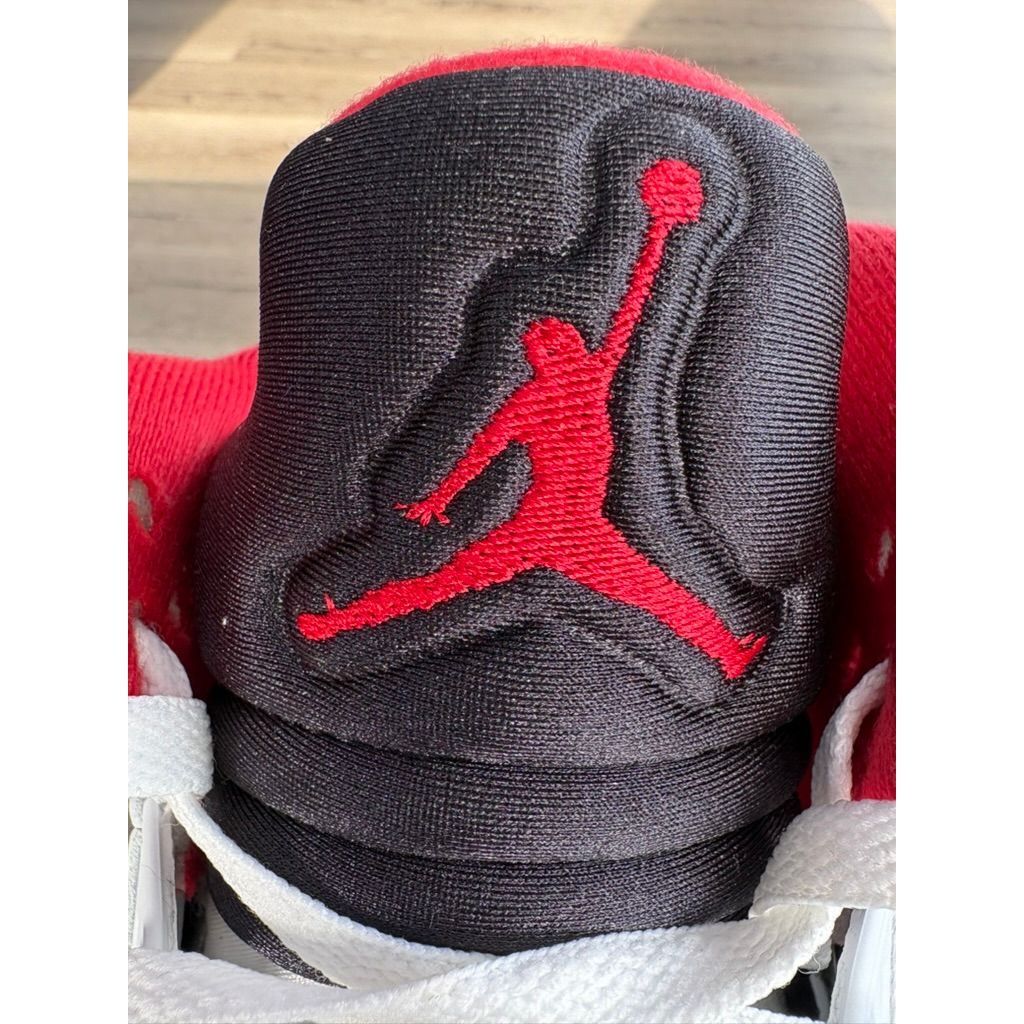 Air Jordan 5 Retro "Fire Red Black Tongue" (2025) **PRE-OWNED**