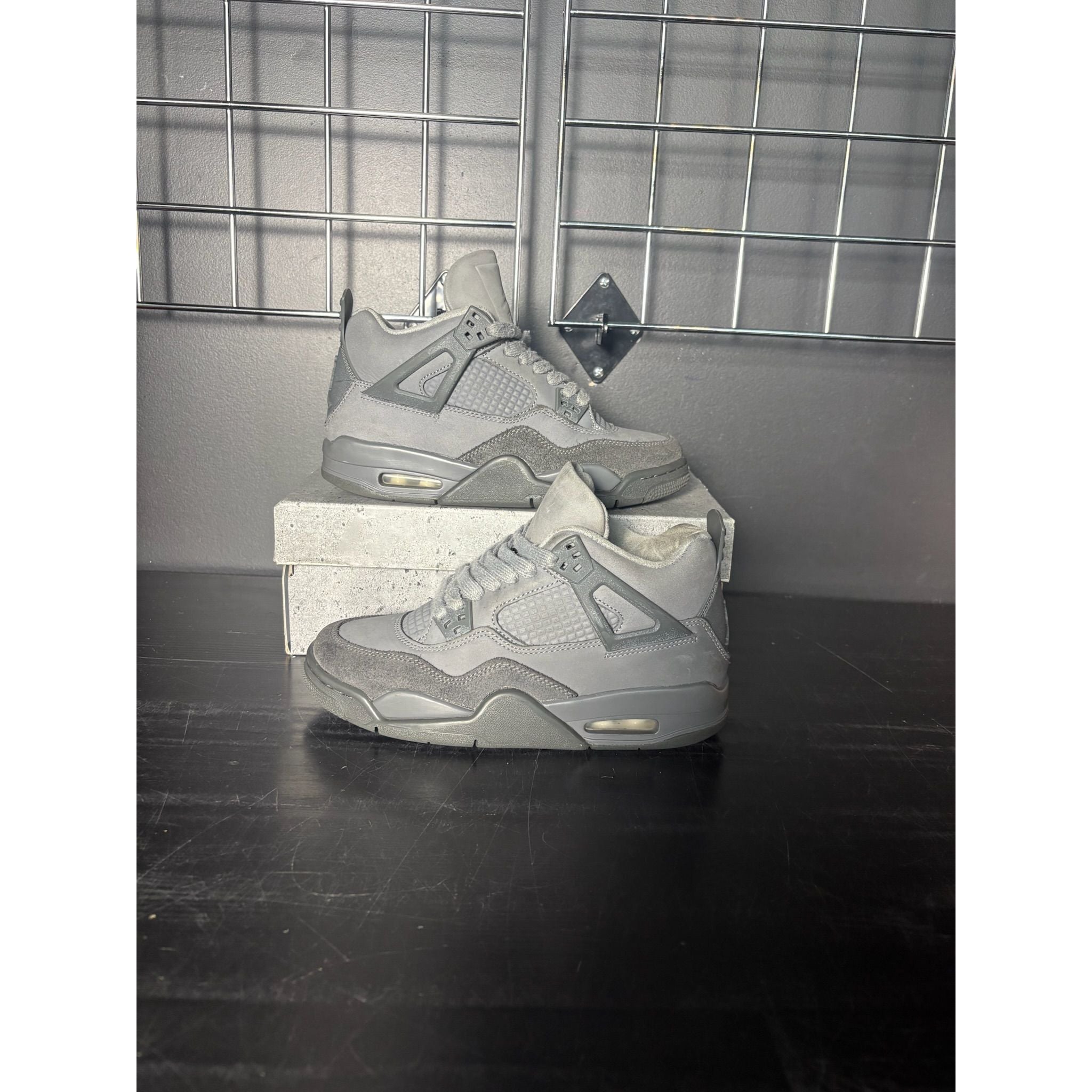 Air Jordan 4 Retro SE Paris Olympics "Wet Cement" (GS) **PRE-OWNED**