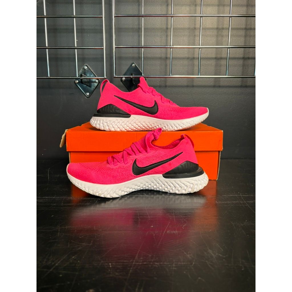 Nike Epic "React" Flyknit 2 Running Shoe (Pink) (WMNS) **PRE-OWNED**