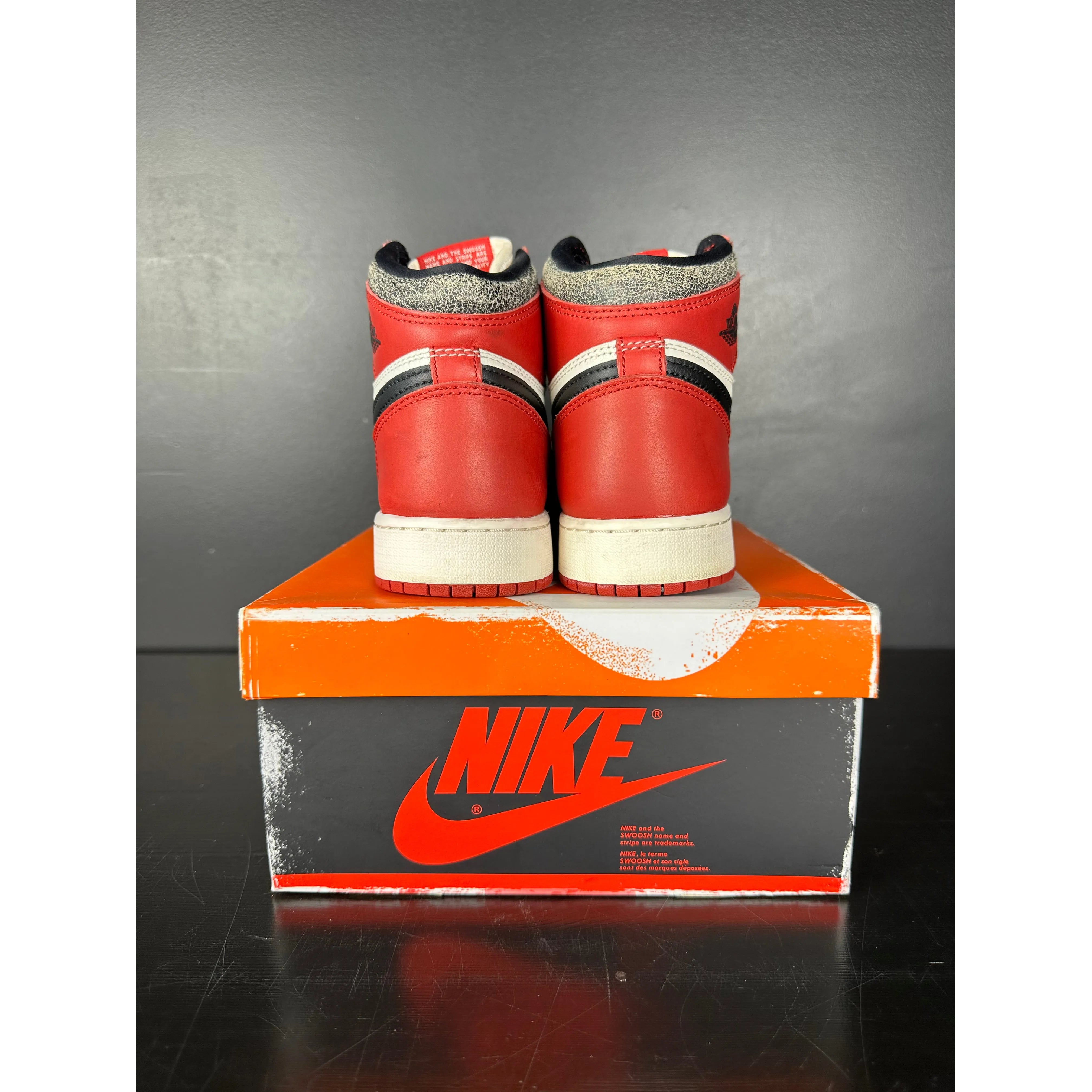 Air Jordan 1 Retro High OG "Chicago Lost and Found" (GS) **PRE-OWNED**