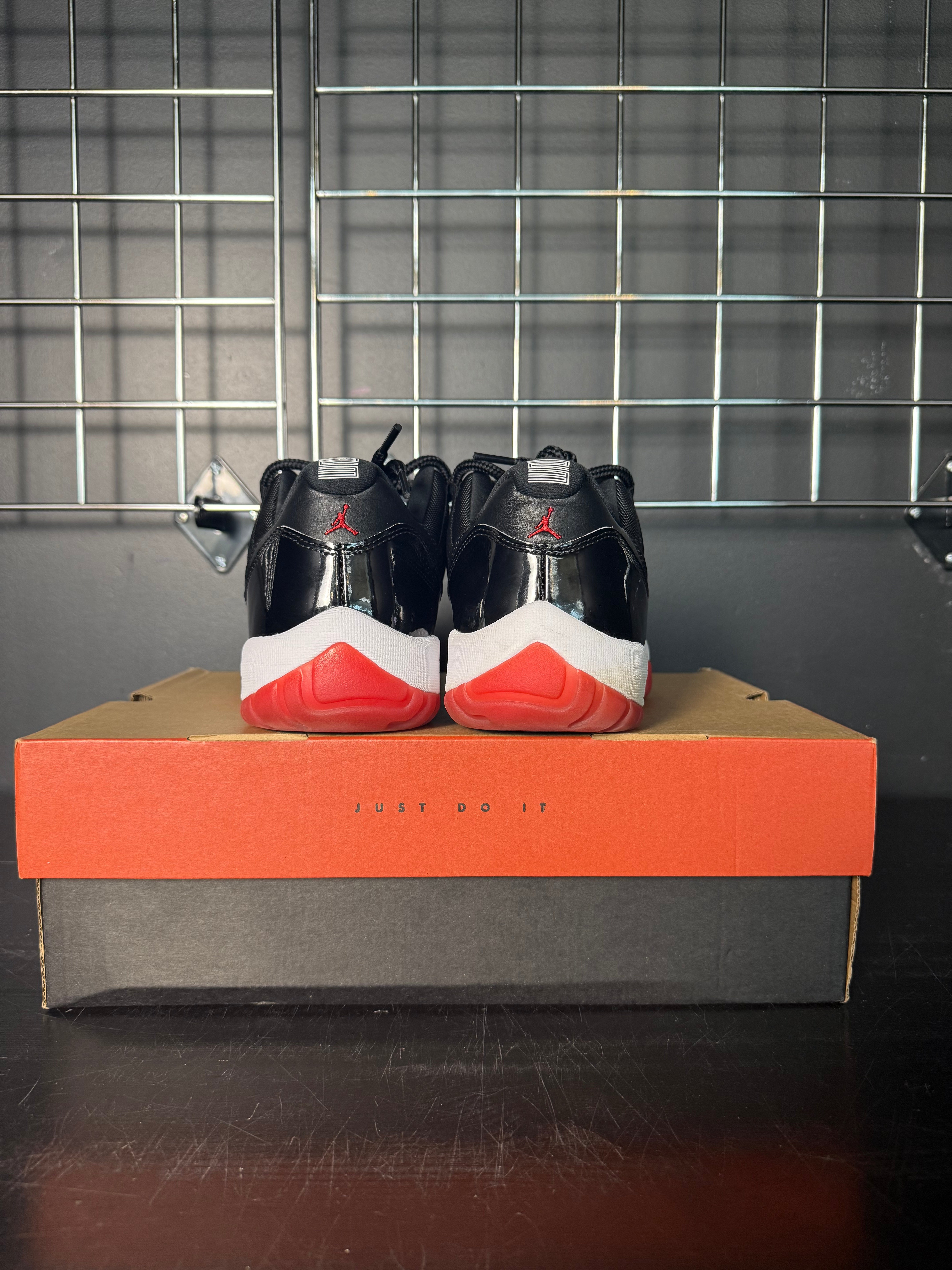 Air Jordan 11 Retro Low "Bred" (2025) **PRE-OWNED**