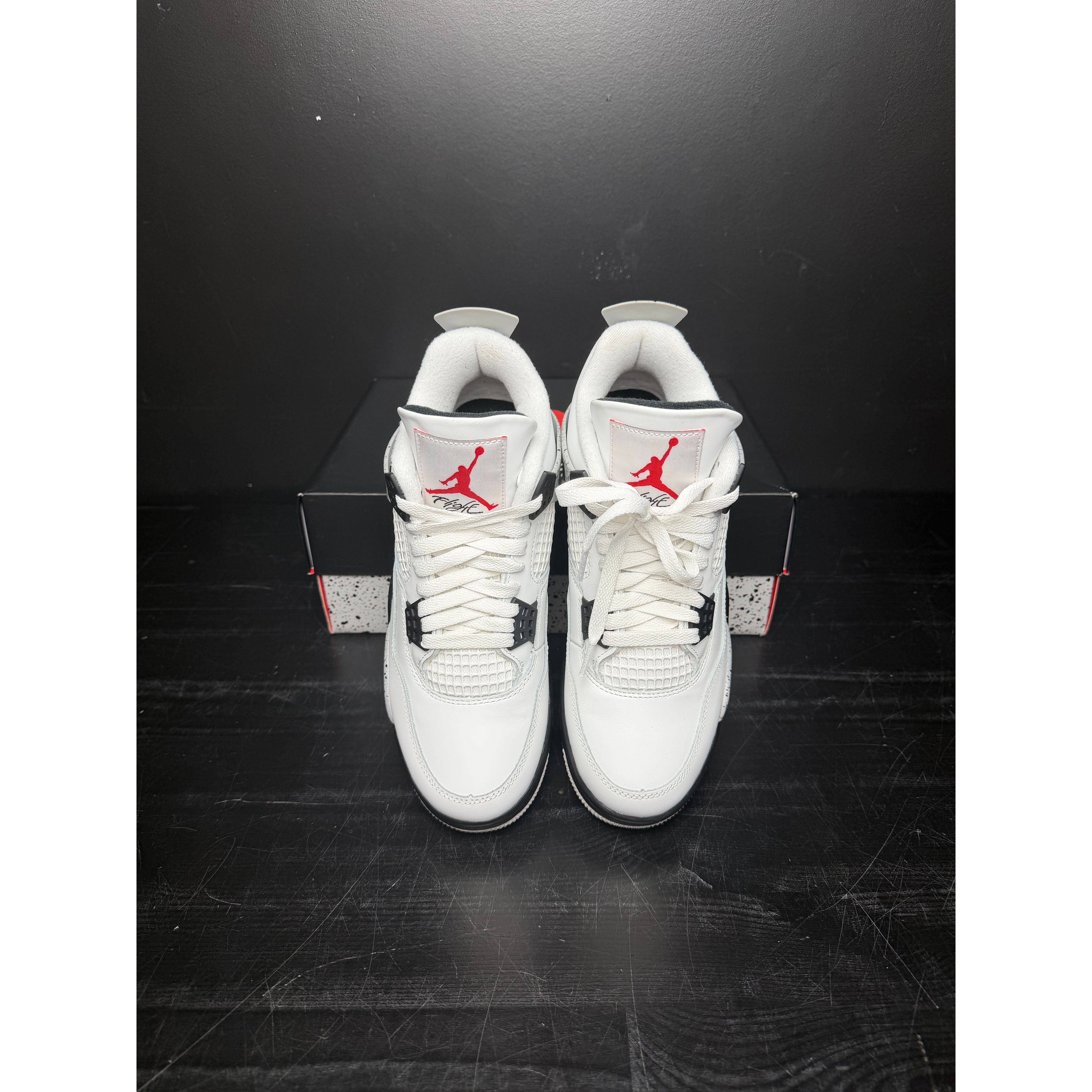 Air Jordan 4 Retro "White Cement" (2025) **PRE-OWNED**