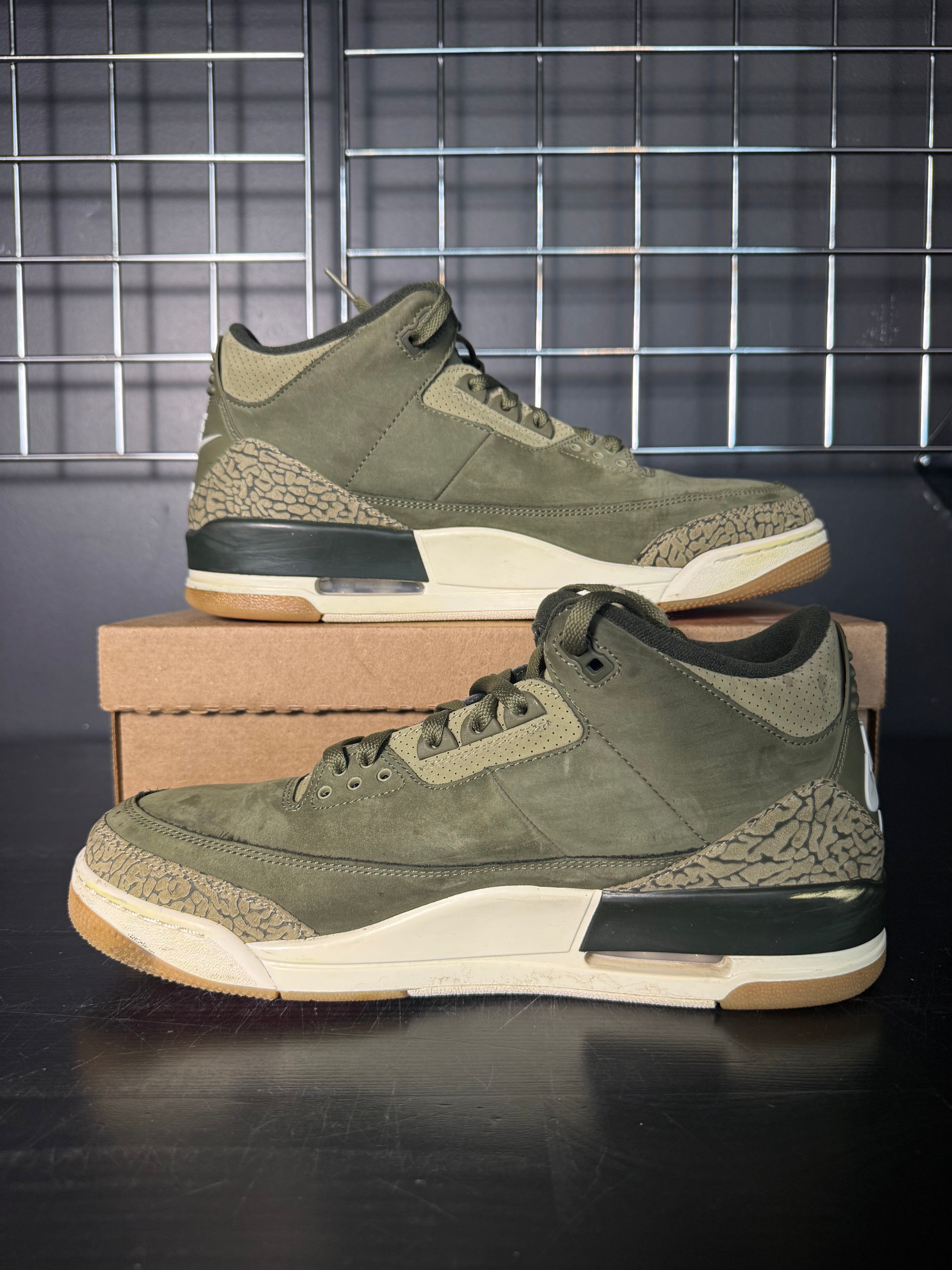 Air Jordan 3 Retro "Family Affair" **PRE-OWNED** REP. BOX