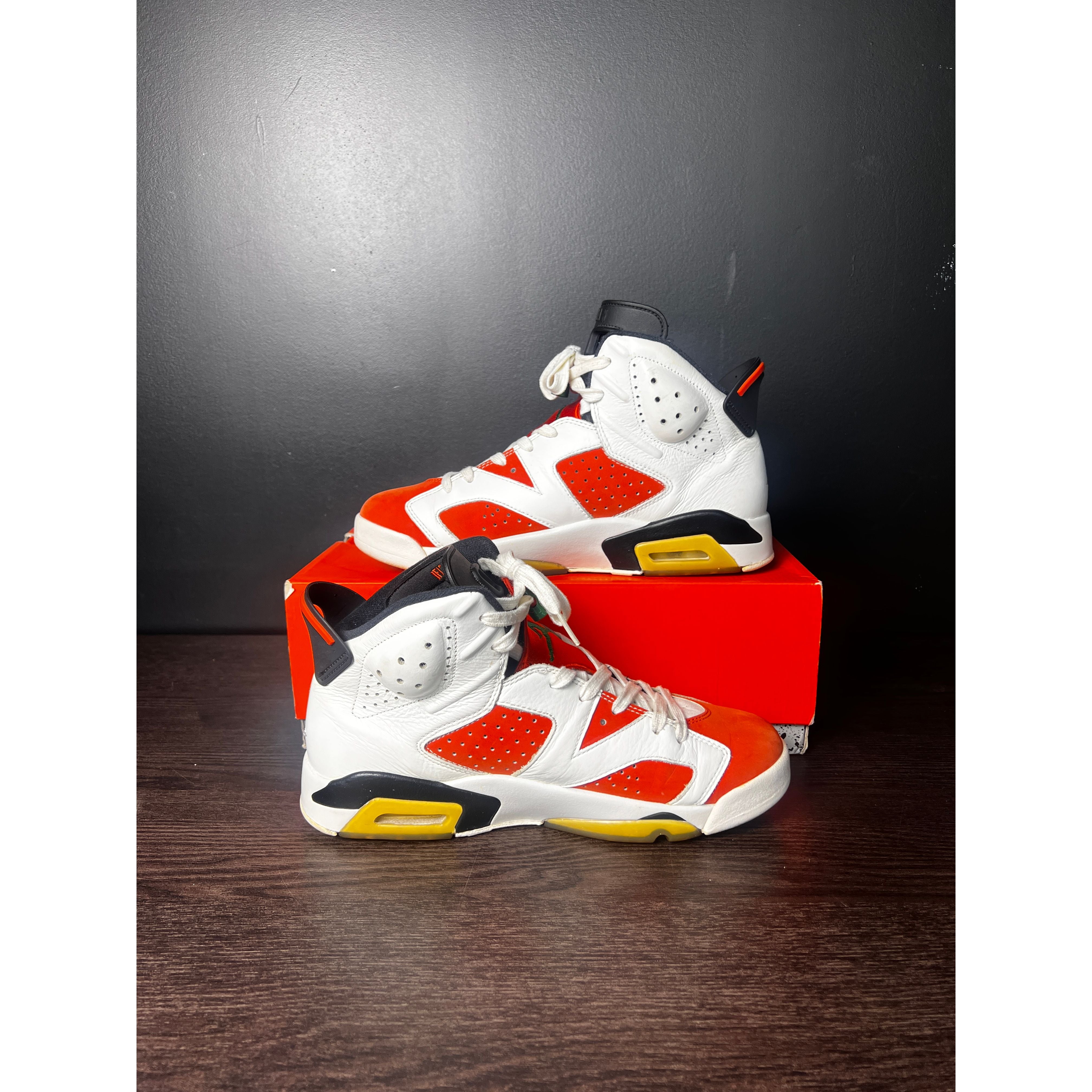 Air Jordan 6 Retro "Gatorade Like Mike White" **PRE-OWNED**