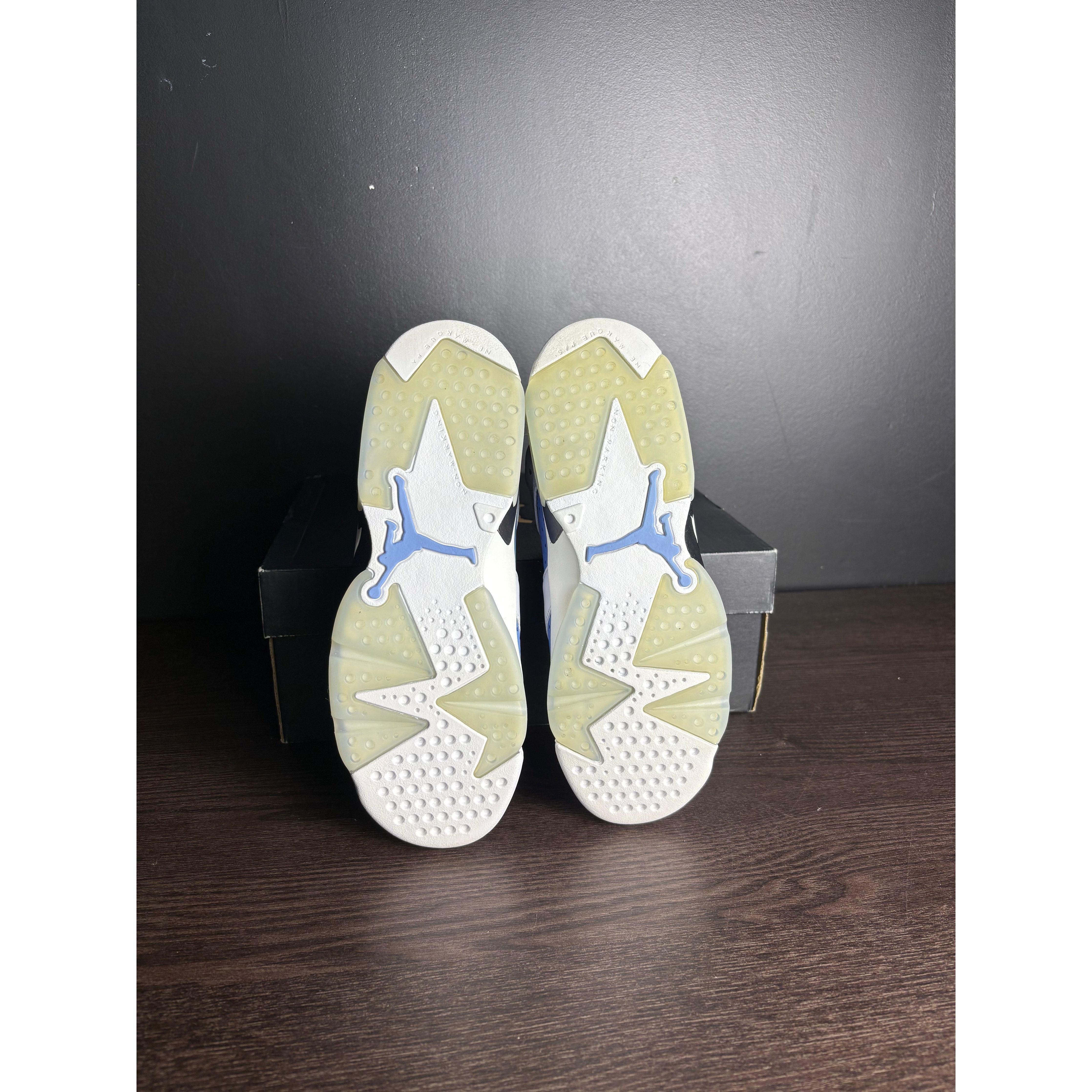 Air Jordan 6 Retro "UNC White" (GS) **PRE-OWNED**