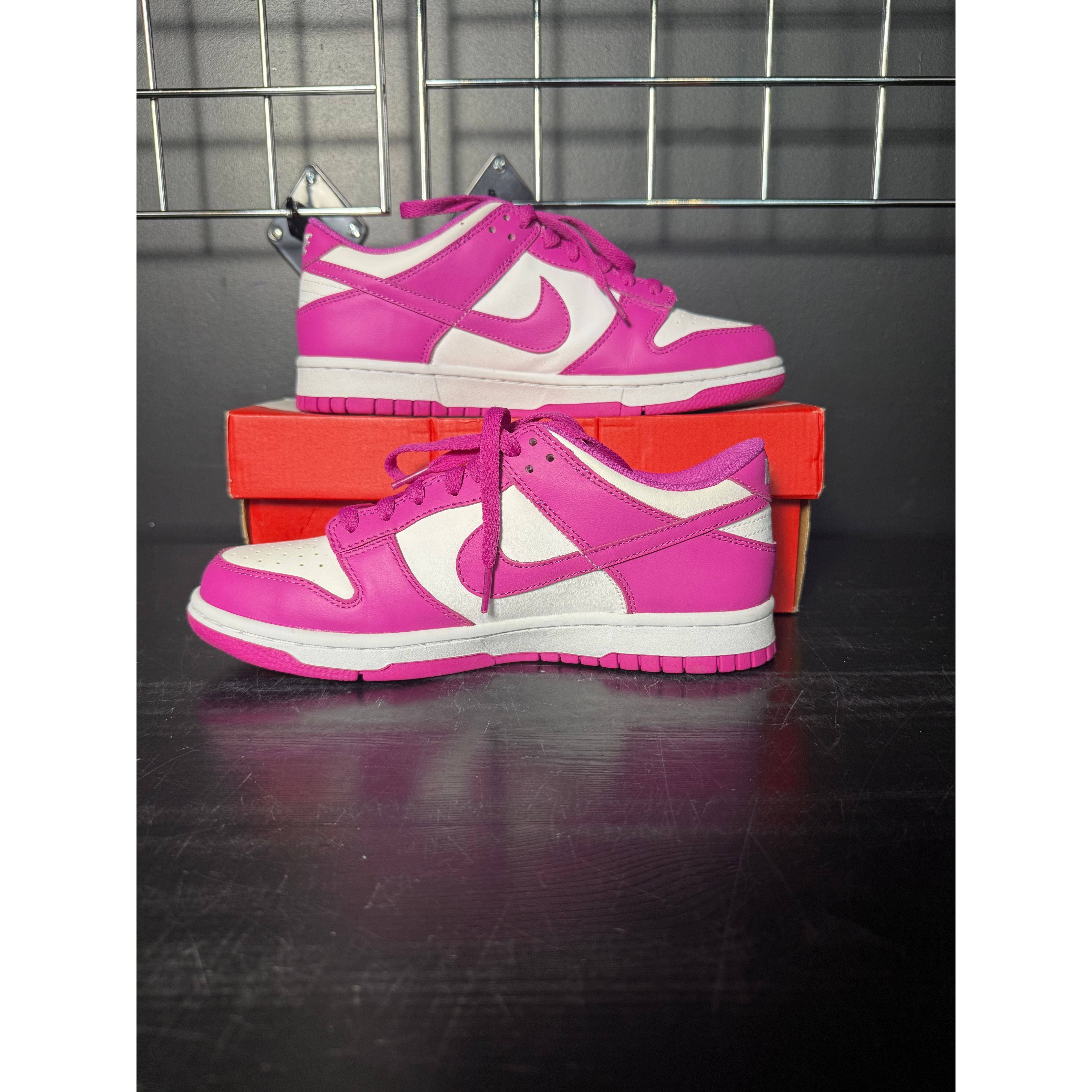 Nike Dunk Low "Laser Fuchsia" (GS) **PRE-OWNED**
