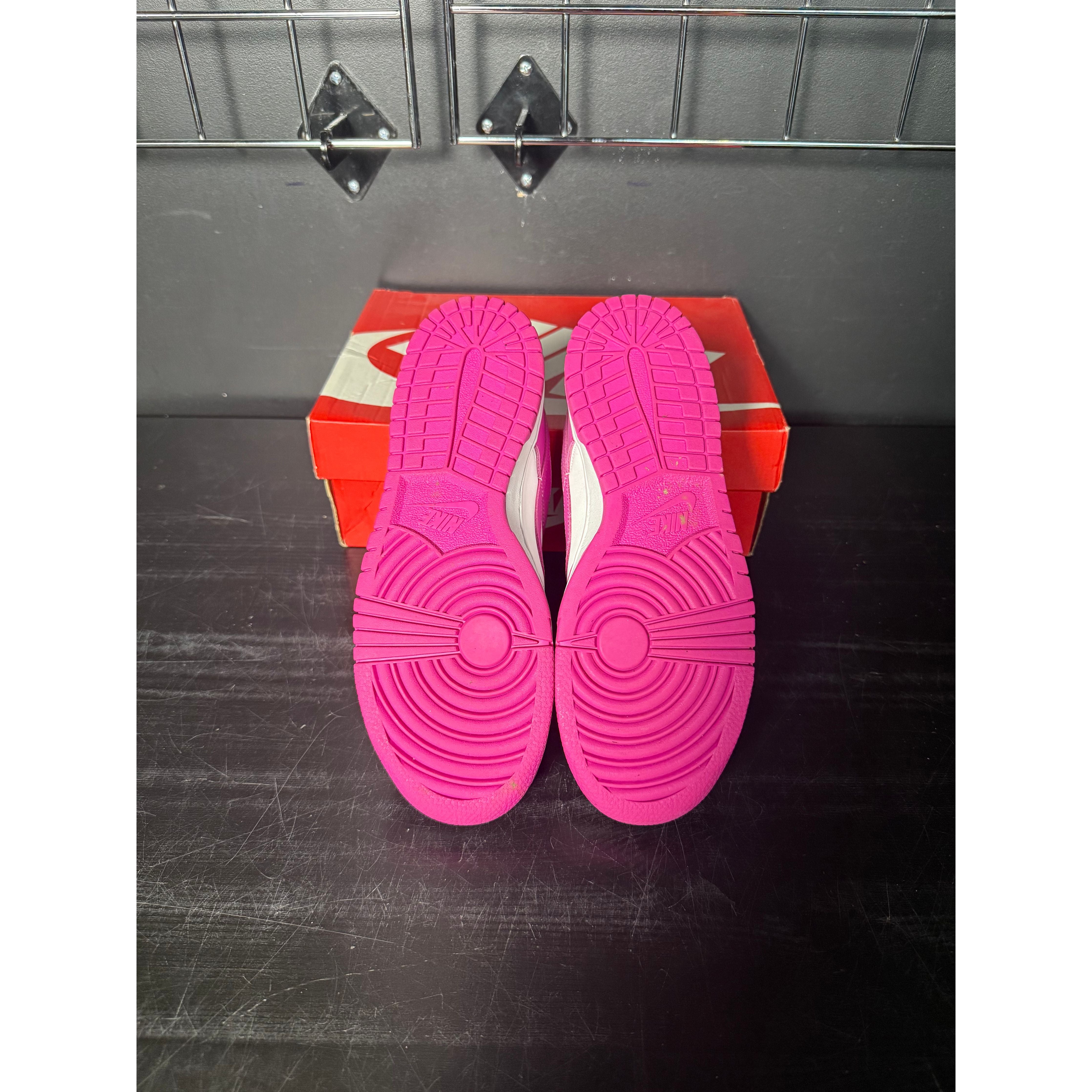 Nike Dunk Low "Laser Fuchsia" (GS) **PRE-OWNED**