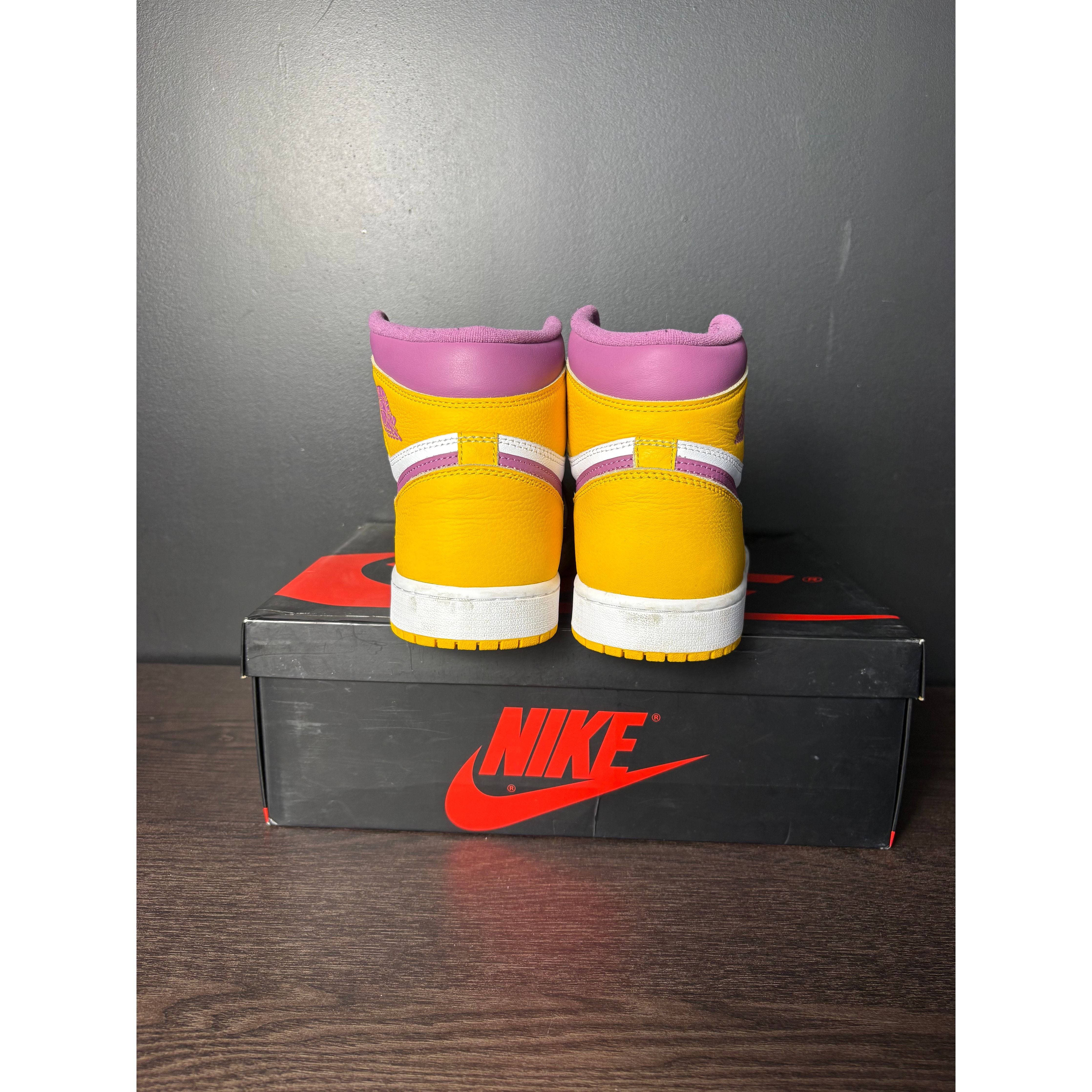 Air Jordan 1 Retro High OG "Brotherhood" **PRE-OWNED**