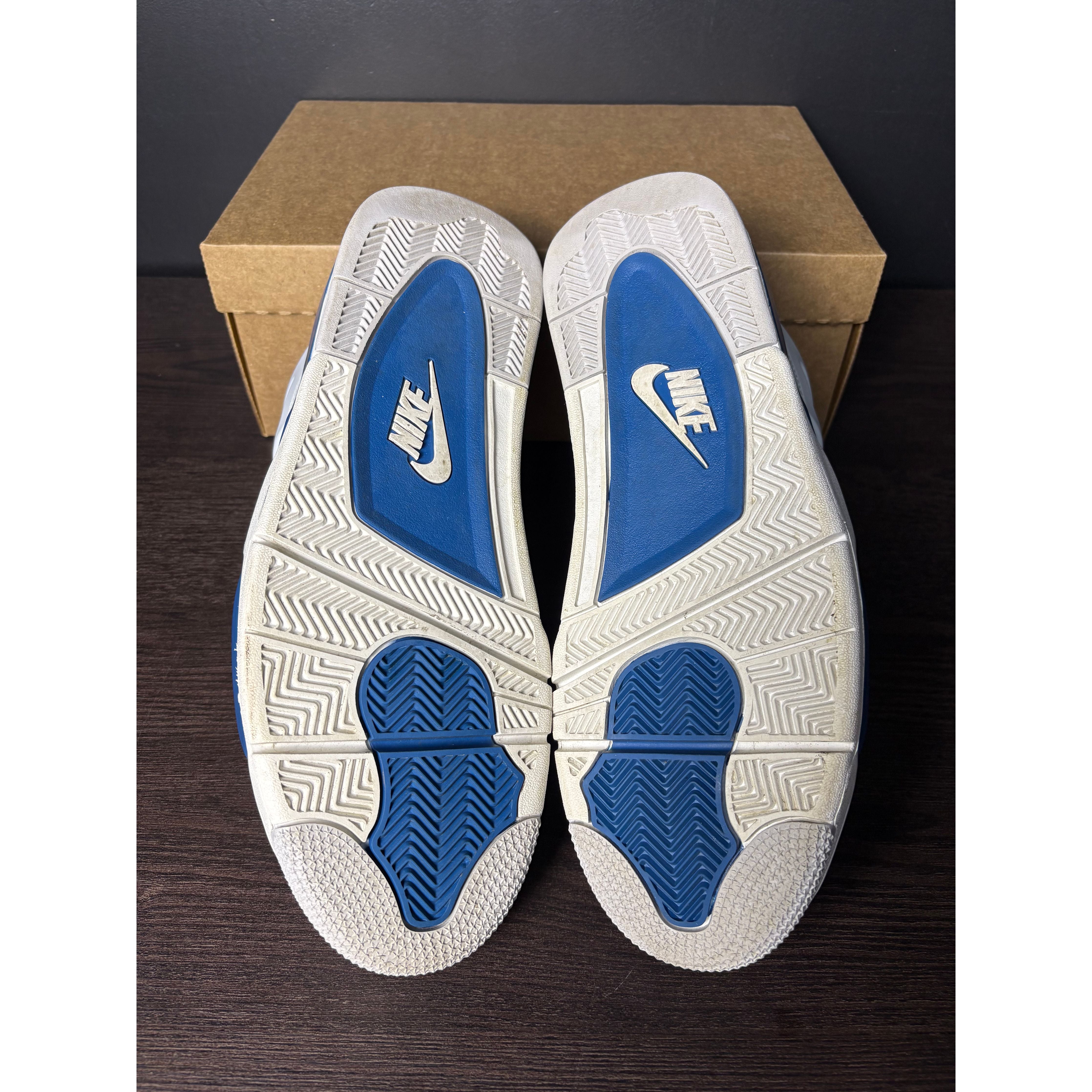 Air Jordan 4 Retro "Military Blue" (2024) **PRE-OWNED** REP. BOX