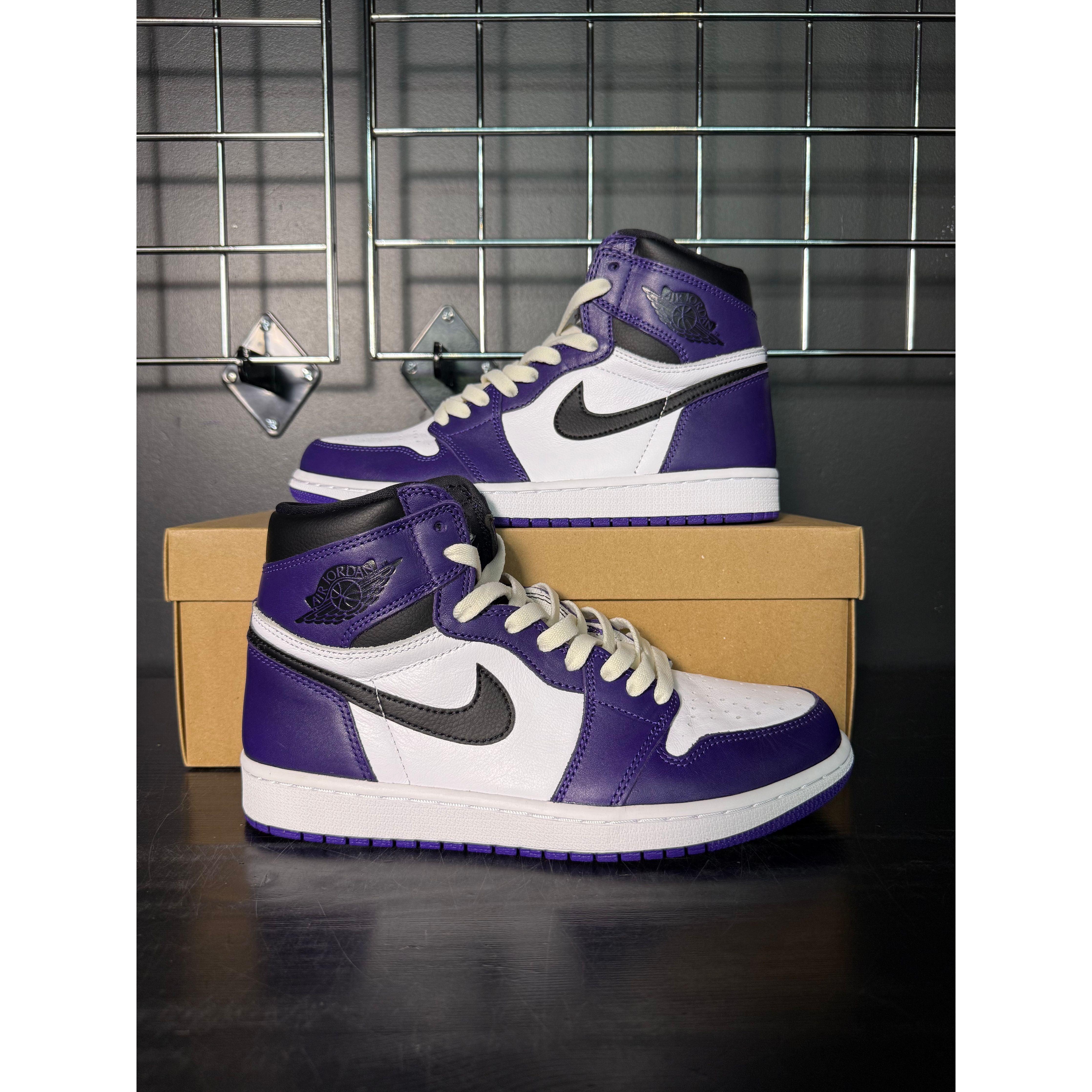 Air Jordan 1 Retro High "Court Purple" **PRE-OWNED** REP. BOX