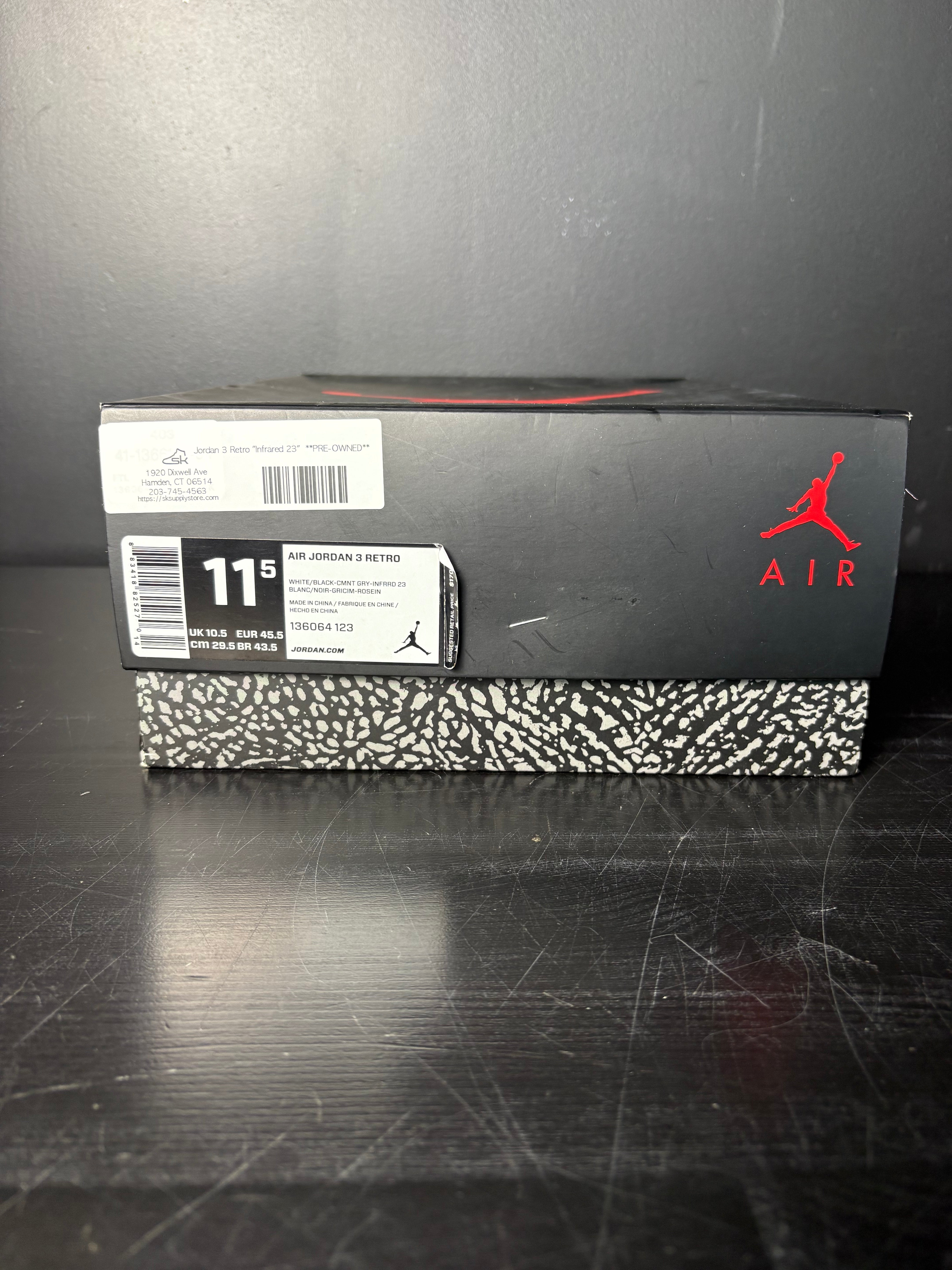 Air Jordan 3 Retro "Infrared 23"  **PRE-OWNED**