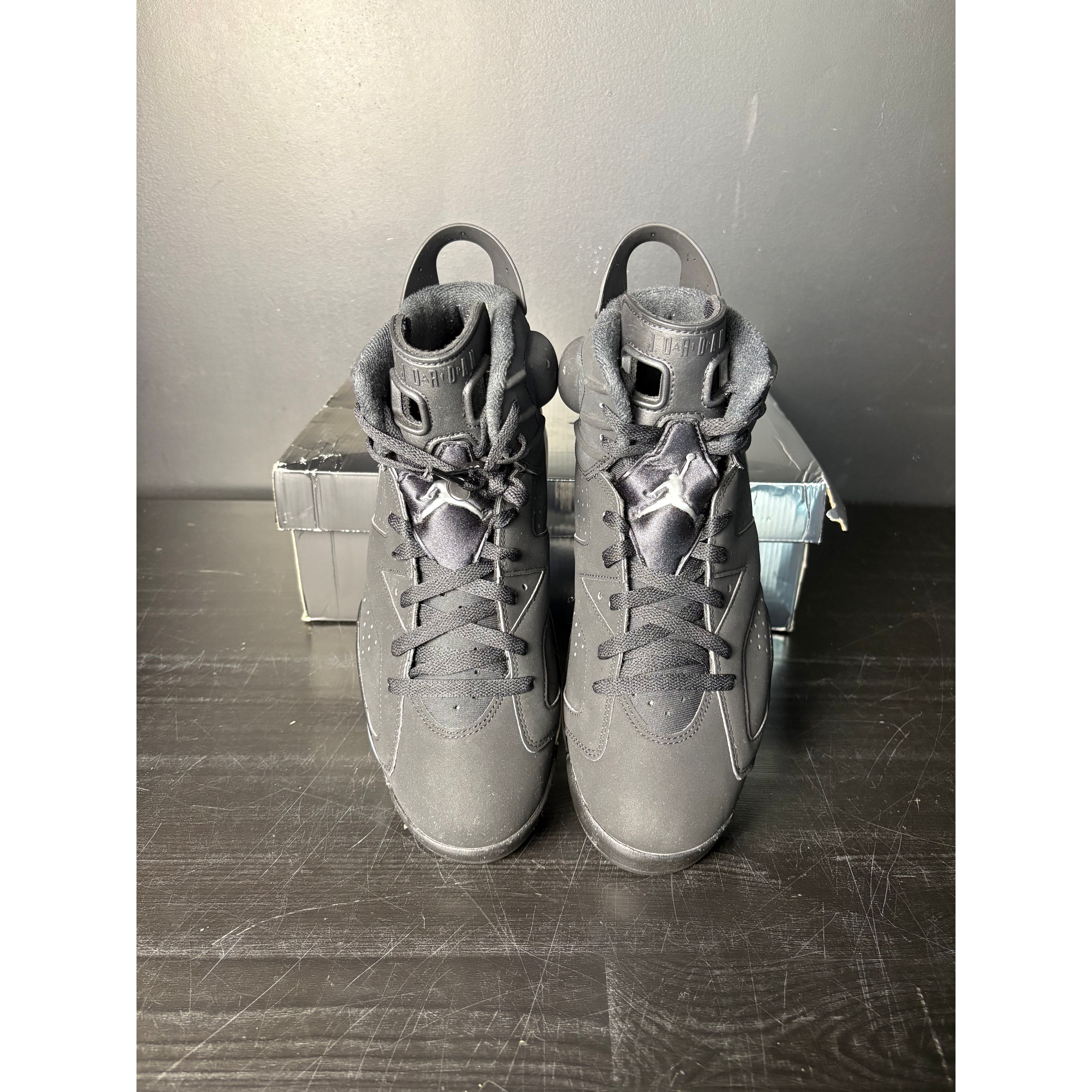 Air Jordan 6 Retro "Chrome Metallic Silver" **PRE-OWNED**