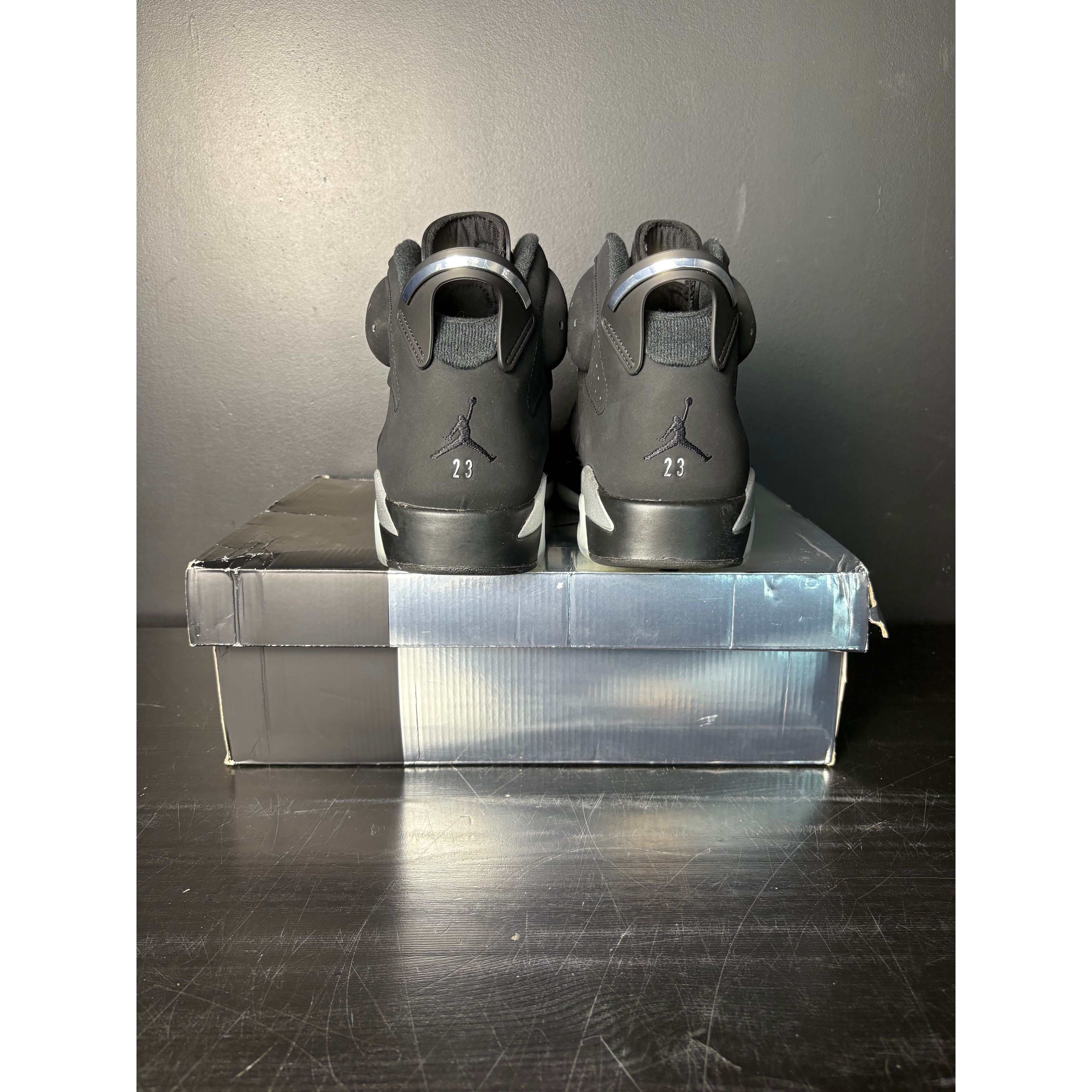Air Jordan 6 Retro "Chrome Metallic Silver" **PRE-OWNED**