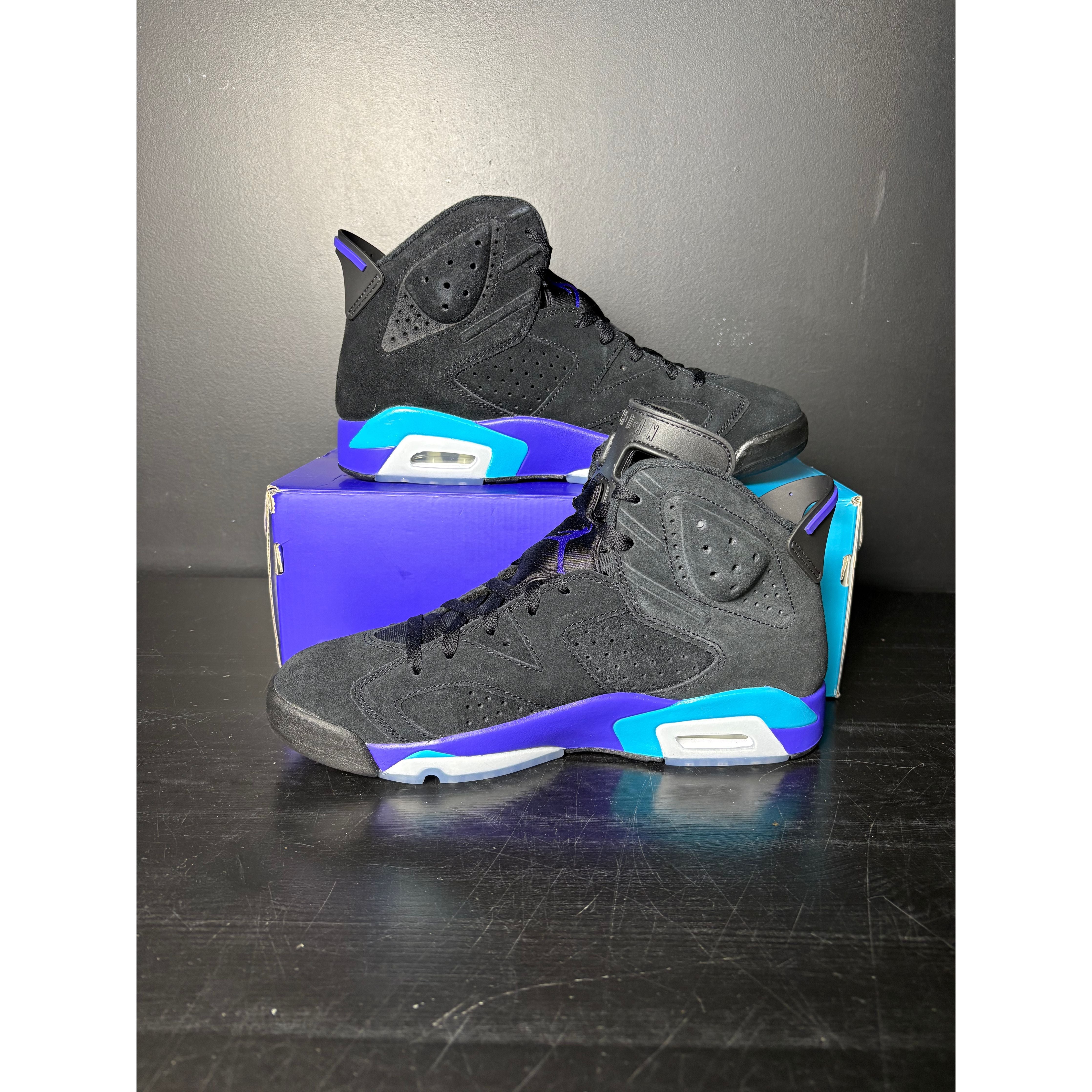 Air Jordan 6 Retro "Aqua" **PRE-OWNED**