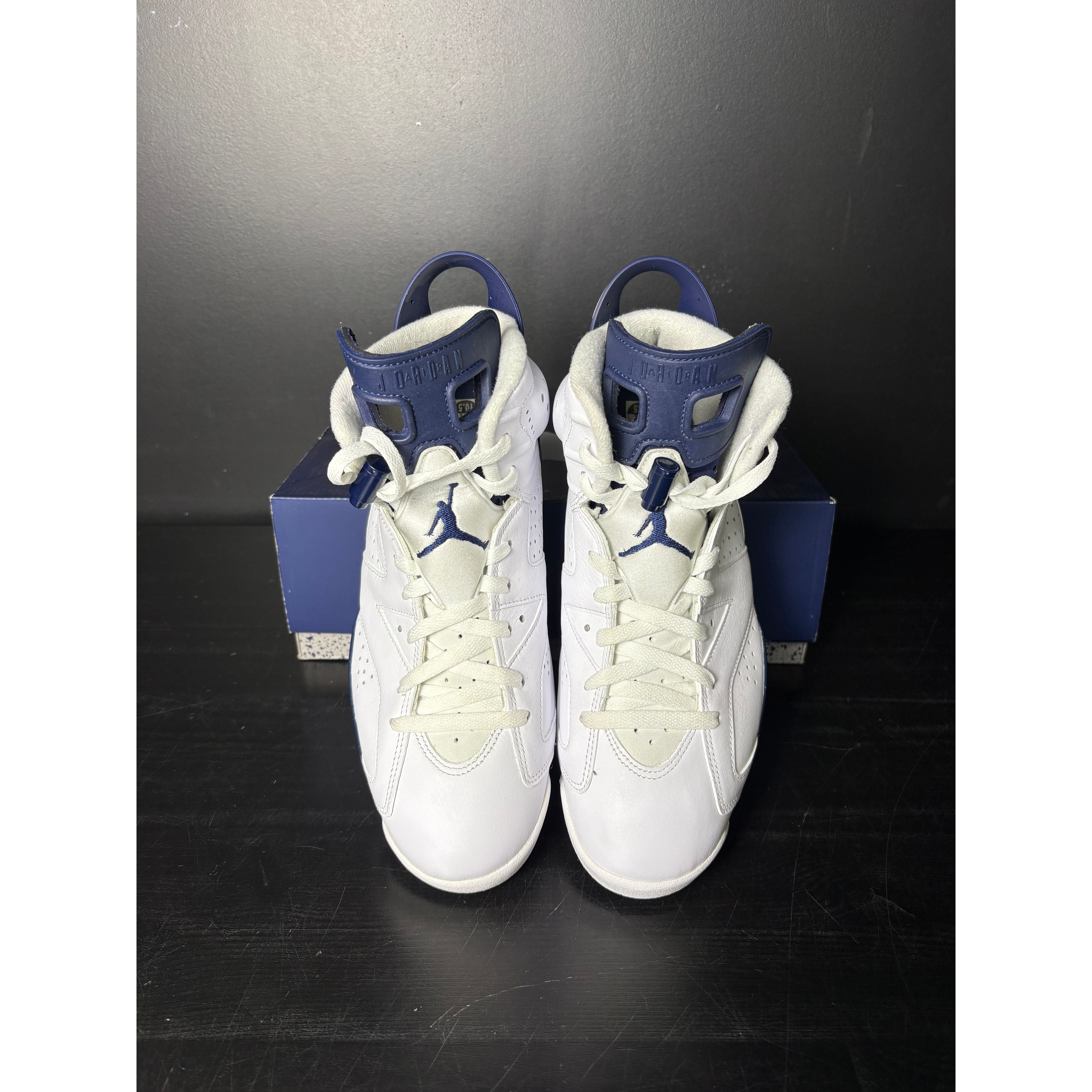 Air Jordan 6 Retro "Midnight Navy" (2022) **PRE-OWNED**