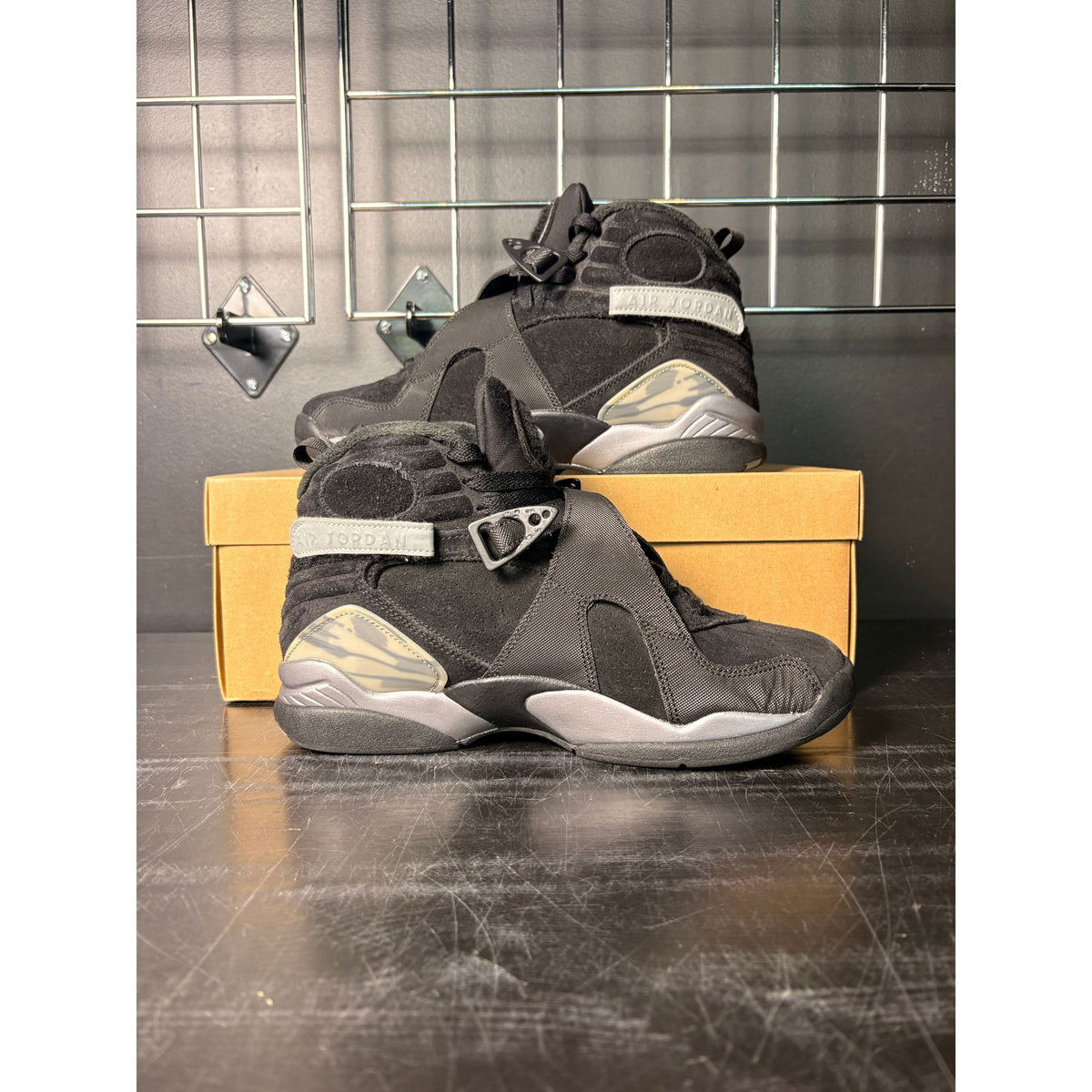 Air Jordan 8 Retro "Winterized Gunsmoke" **PRE-OWNED**