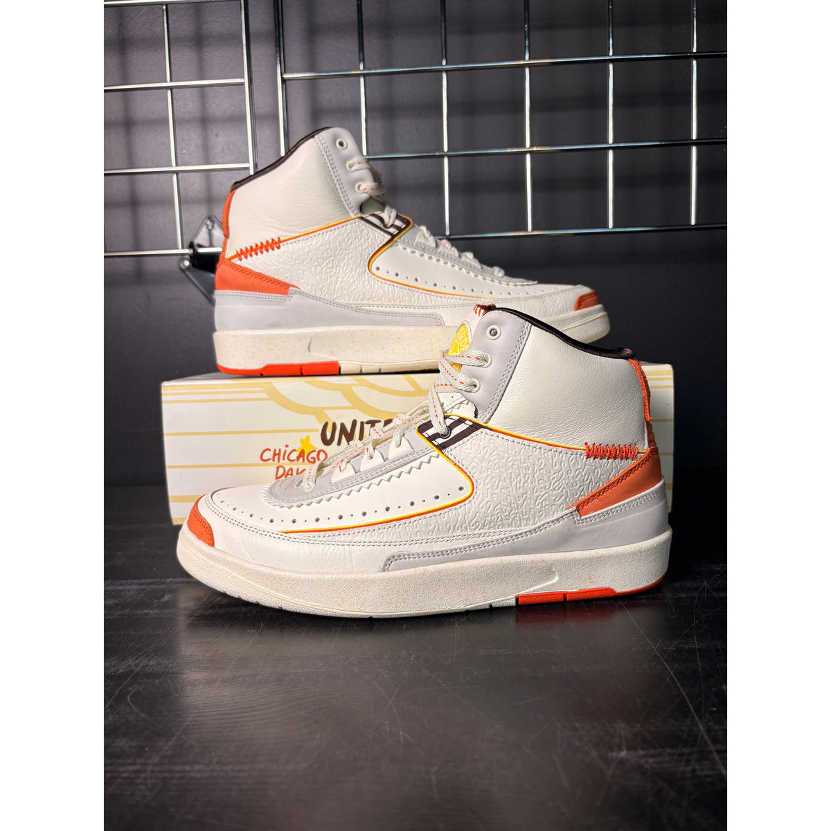 Air Jordan 2 Retro SP "Maison Chateau Rouge" **PRE-OWNED**