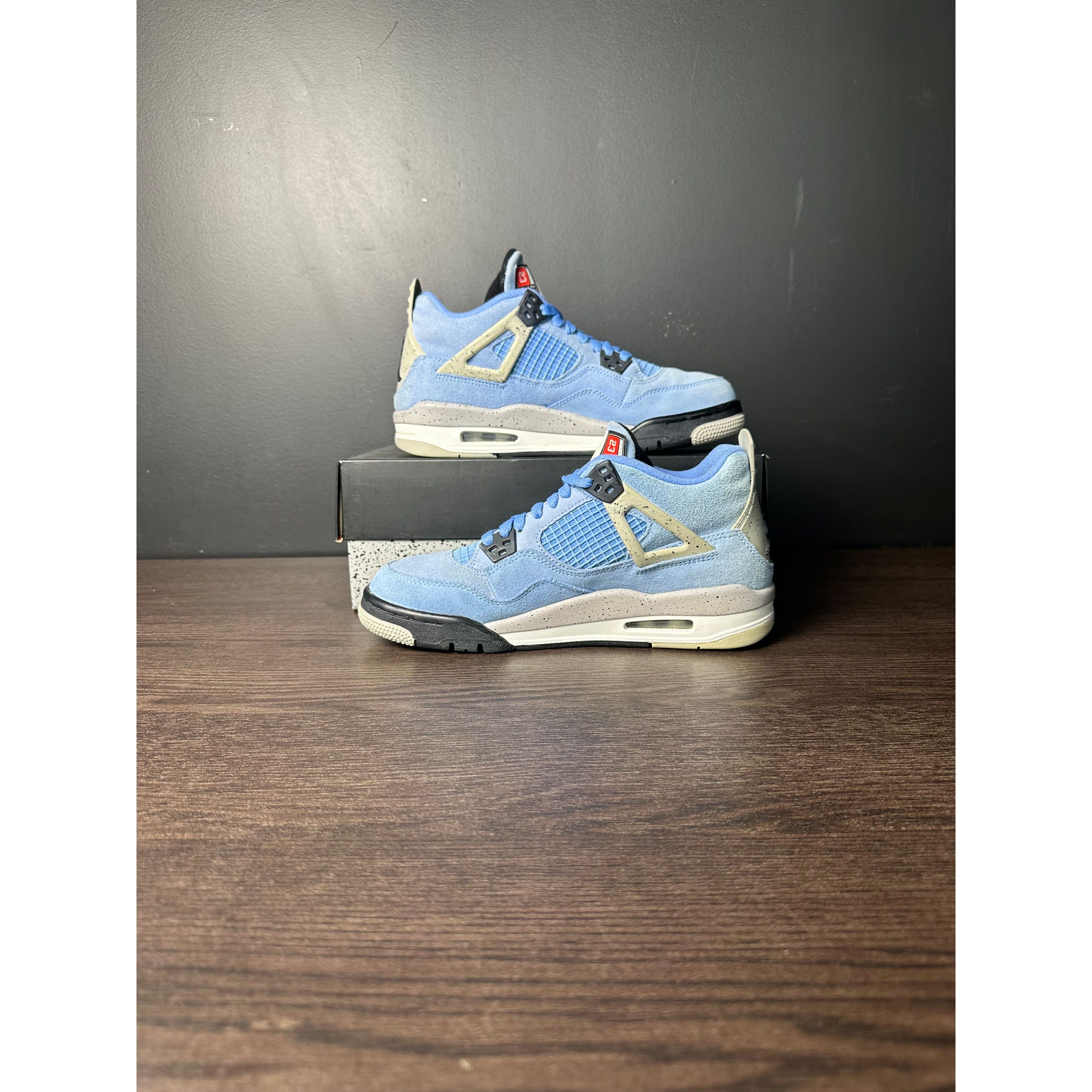 Air Jordan 4 Retro "University Blue" (GS) **PRE-OWNED**