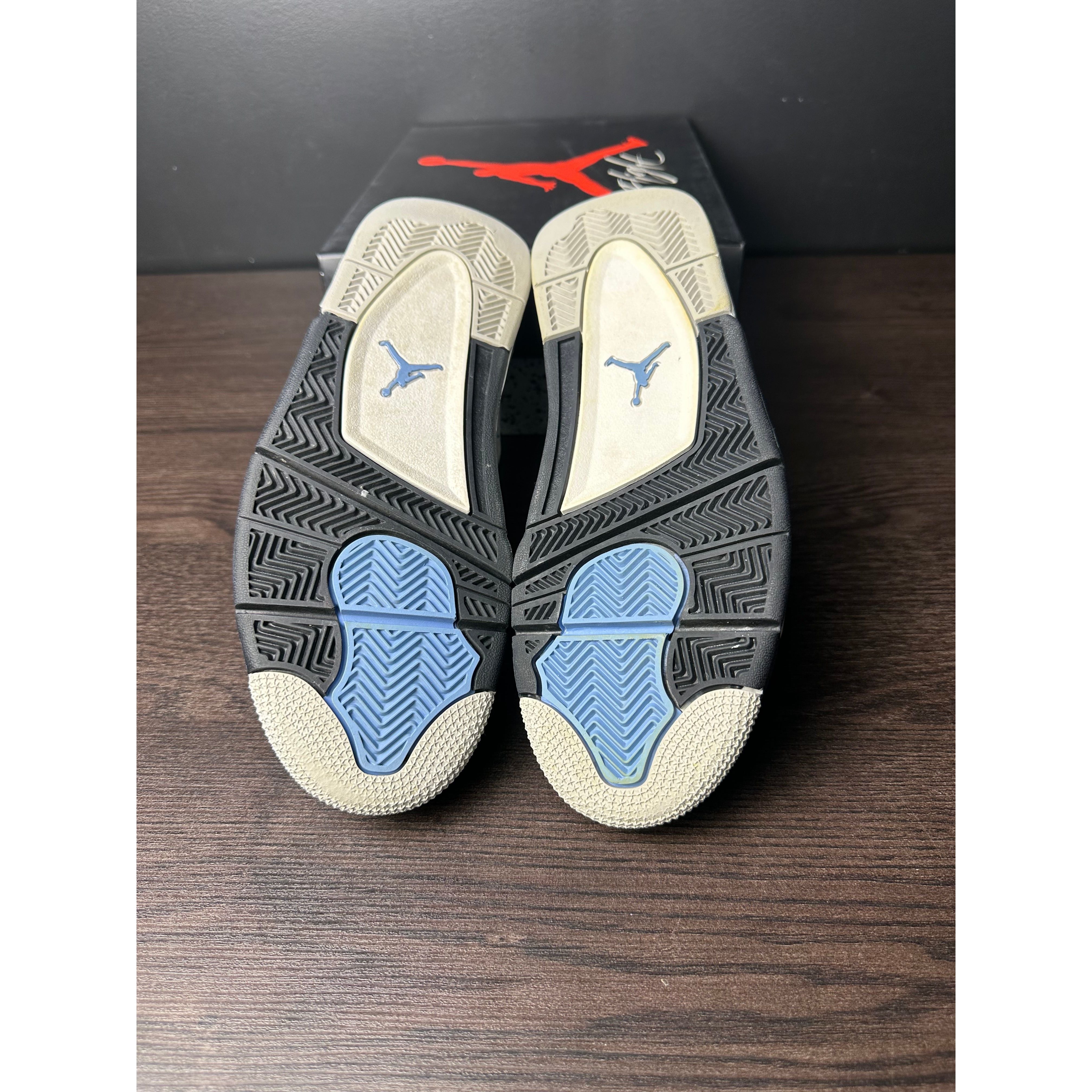 Air Jordan 4 Retro "University Blue" (GS) **PRE-OWNED**