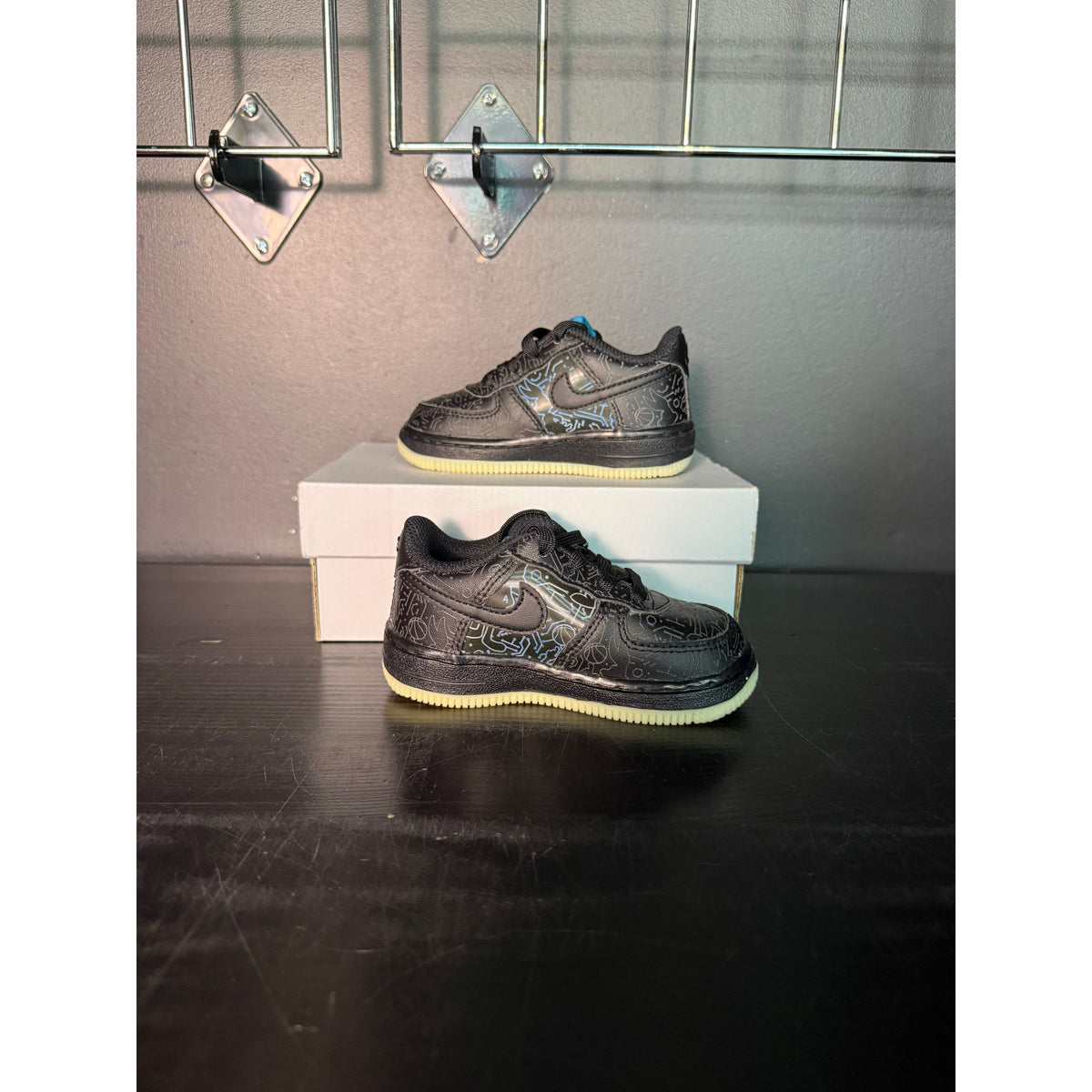 Nike Air Force 1 Low "Computer Chip Space Jam" (TD) **PRE-OWNED**