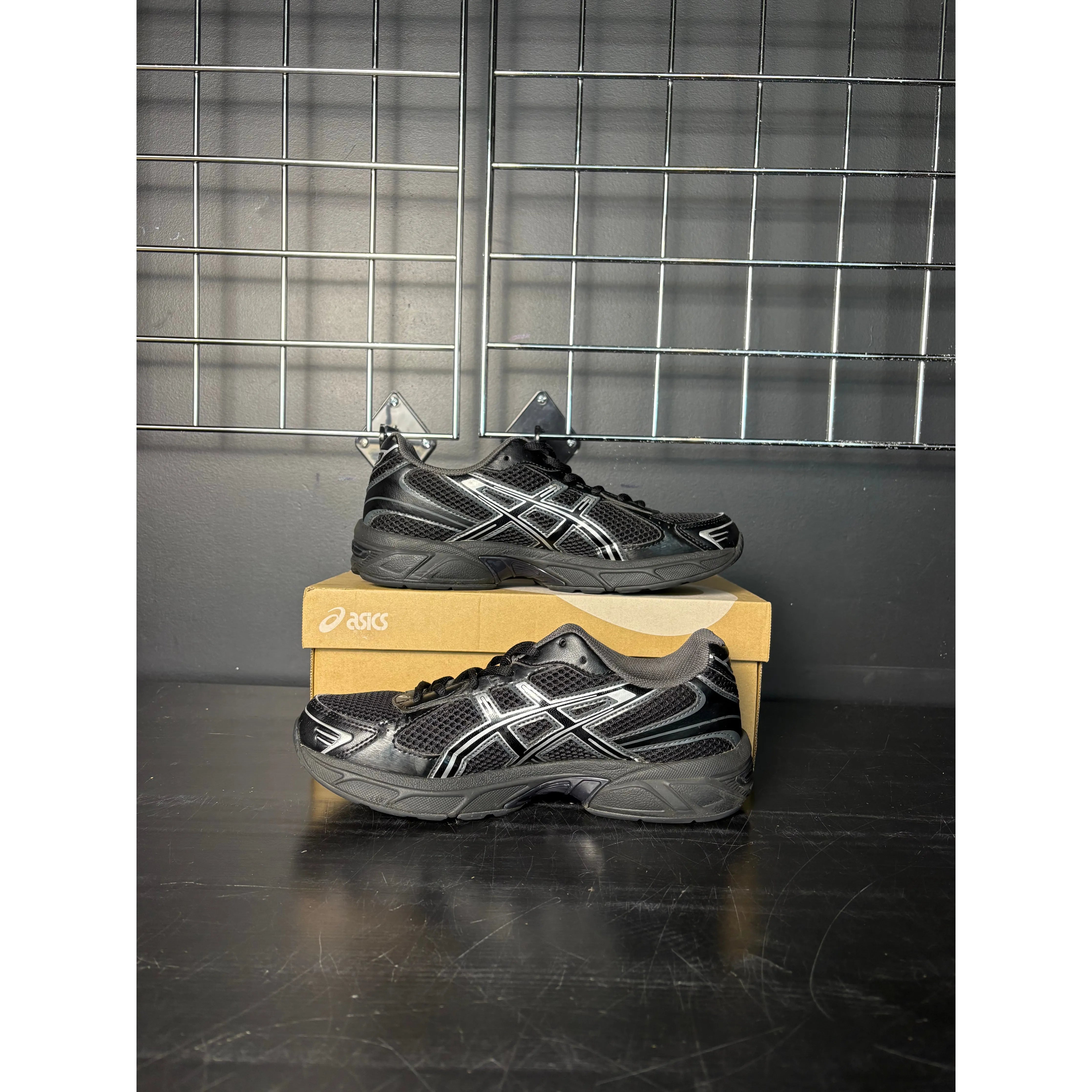 ASICS Gel-1130 "Black Pure Silver" **PRE-OWNED**