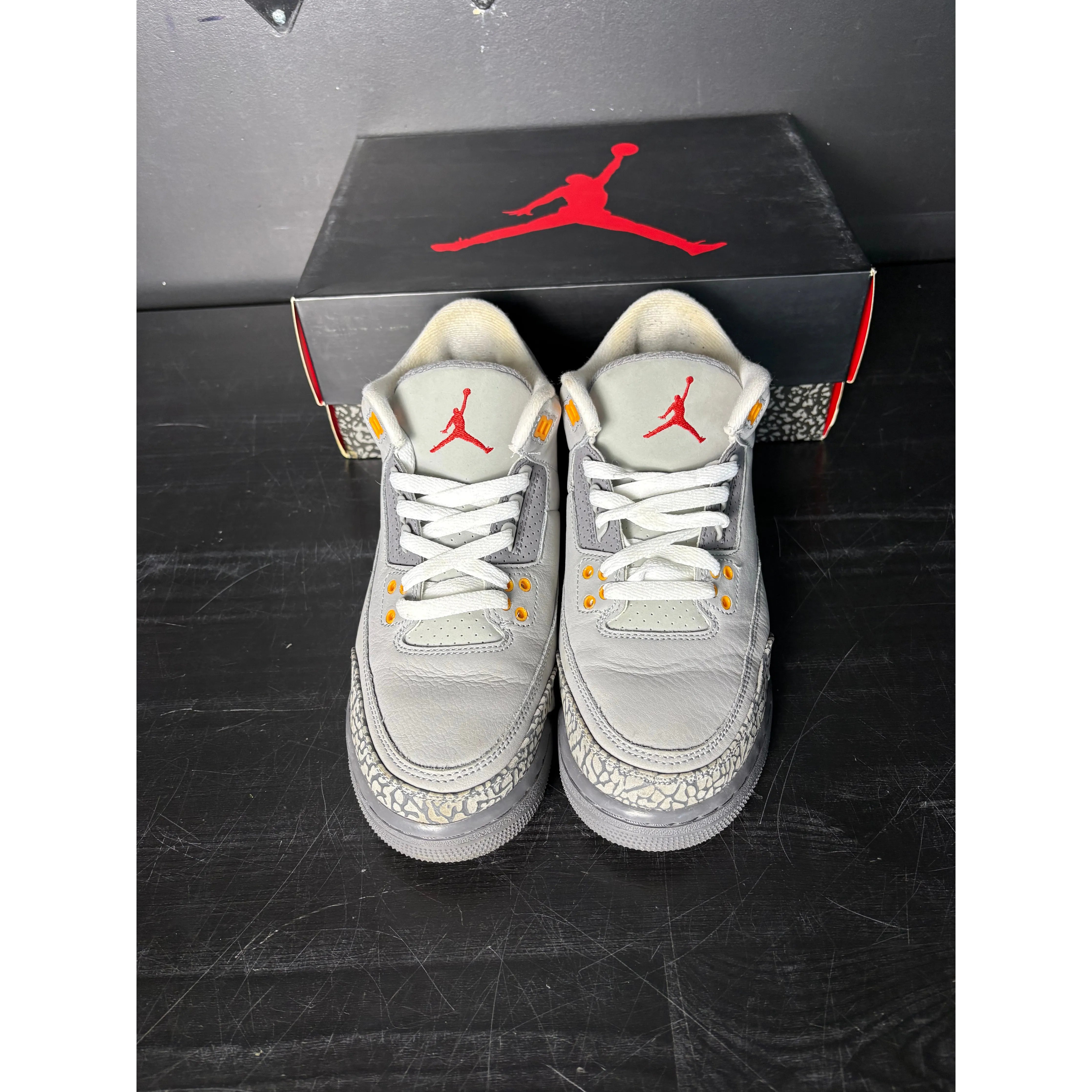 Air Jordan 3 Retro "Cool Grey" (2021) (GS) **PRE-OWNED**