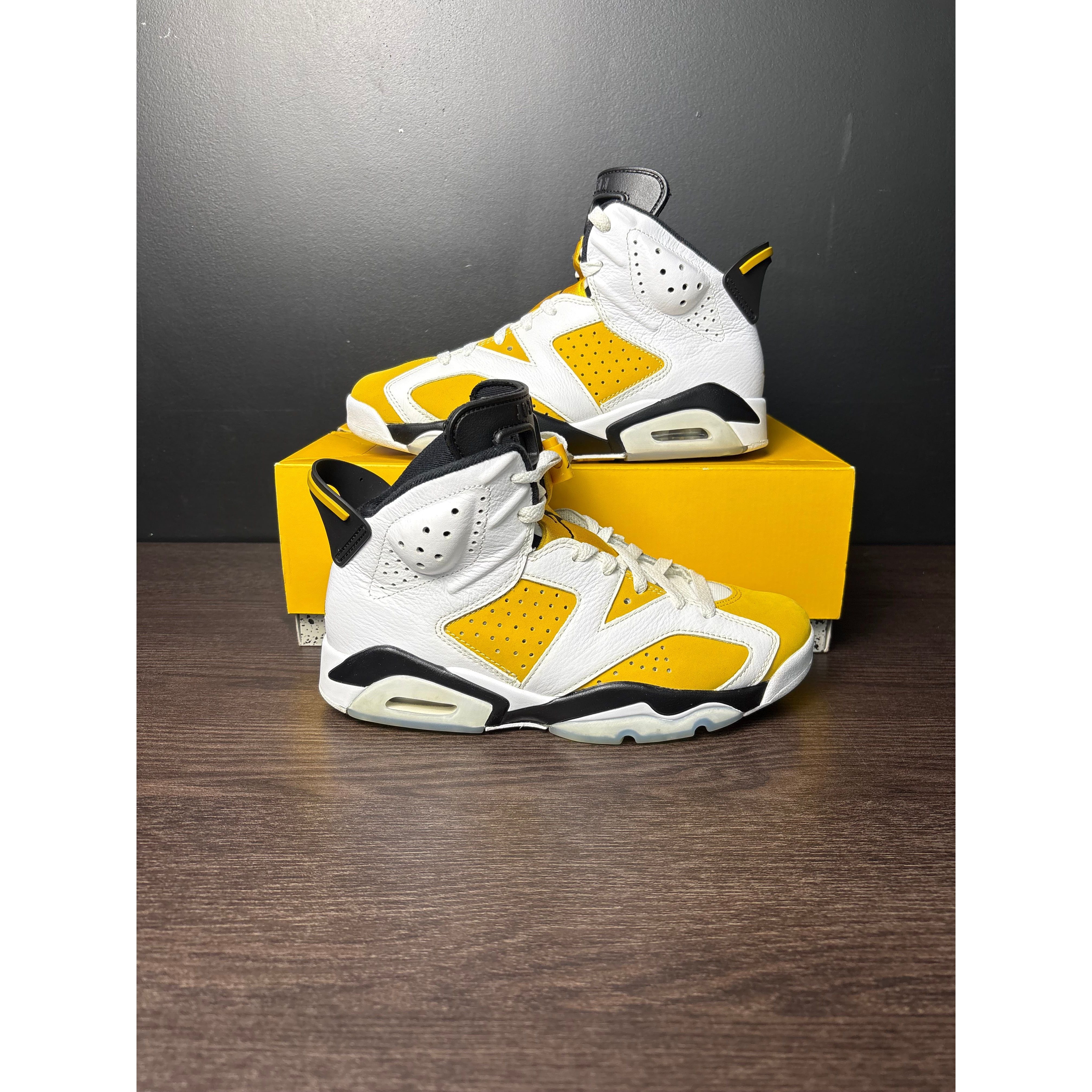 Air Jordan 6 Retro "Yellow Ochre" **PRE-OWNED**