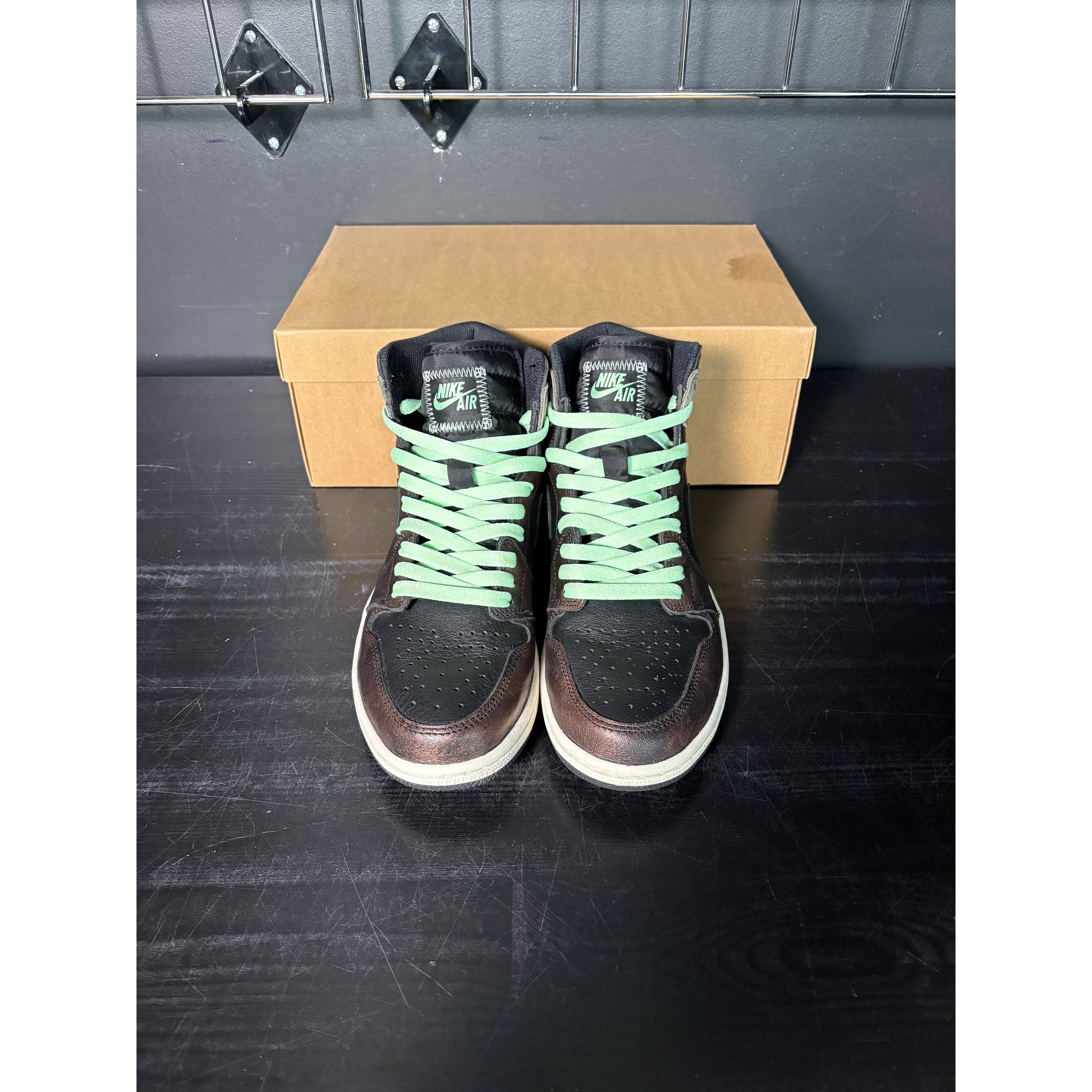 Air Jordan 1 Retro High "Light Army Rust Shadow Patina" **PRE-OWNED**