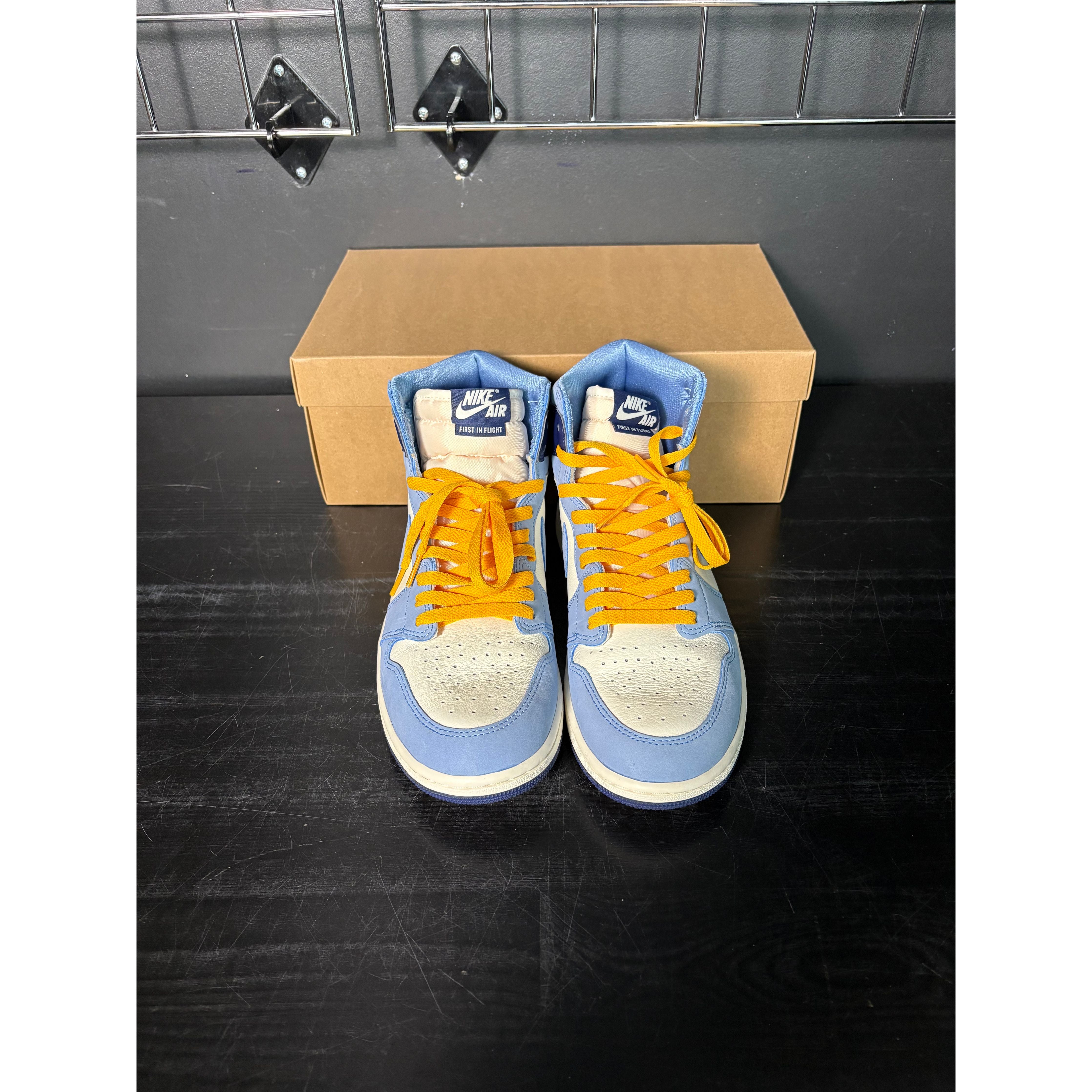 Air Jordan 1 High OG "First in Flight" (WMNS) **PRE-OWNED** REP. BOX
