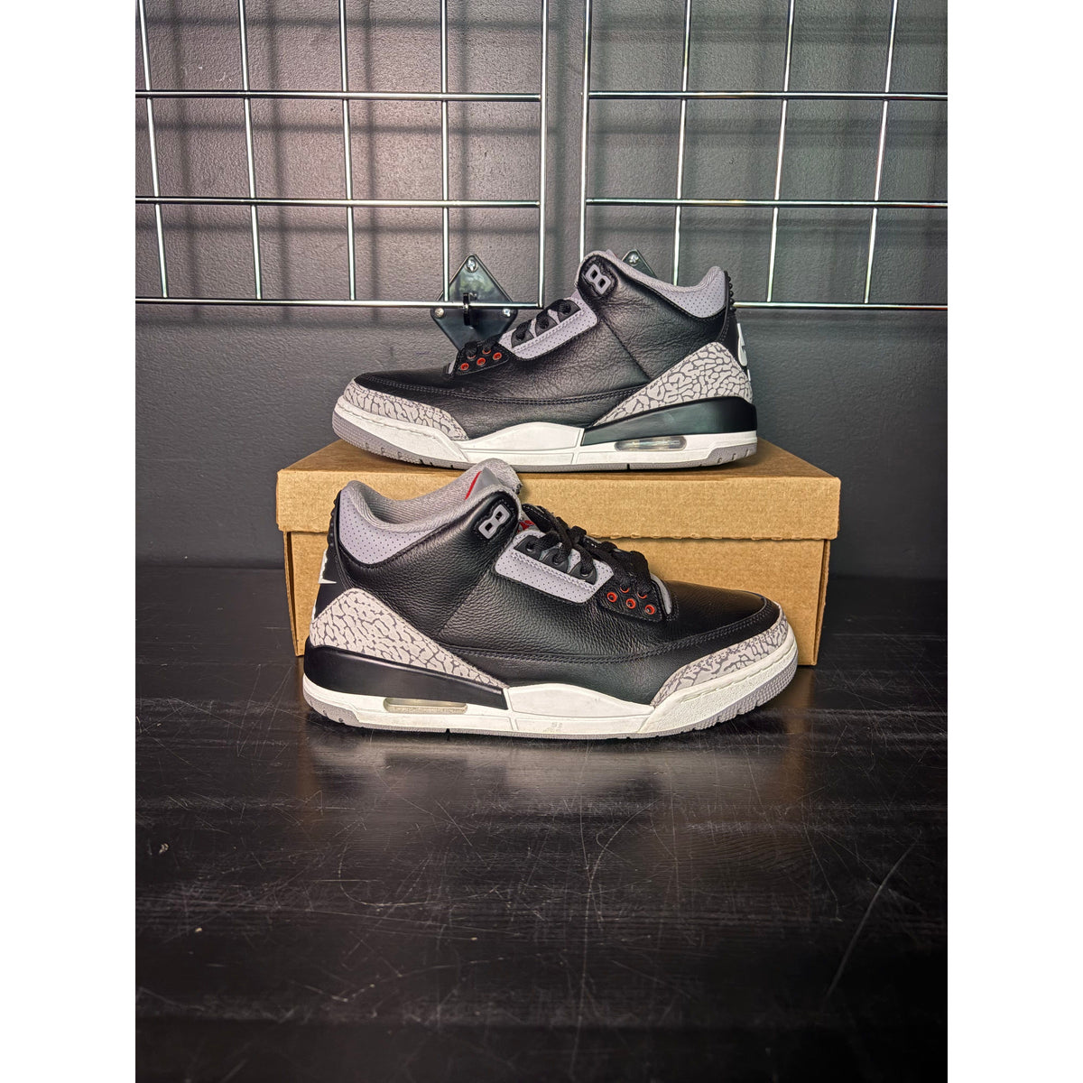Air Jordan 3 Retro OG "Black Cement" (2024) **PRE-OWNED**