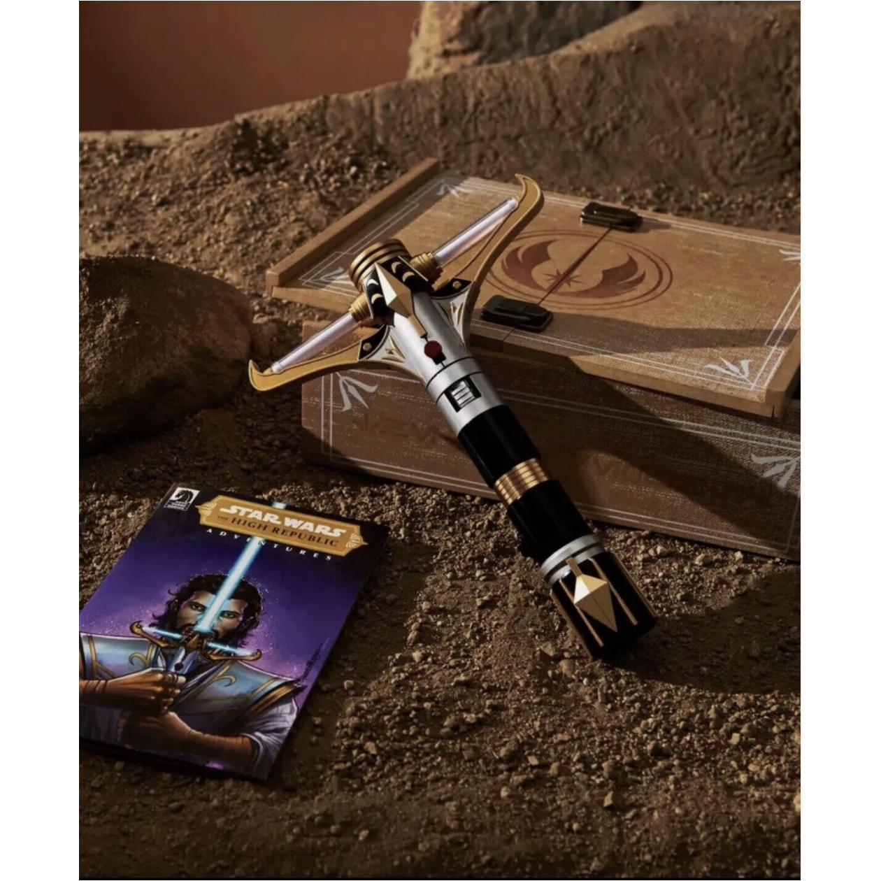 Stellan Gios Legacy LIGHTSABER Hilt and Comic Book Set – Star Wars: The High Republic – Limited Edition