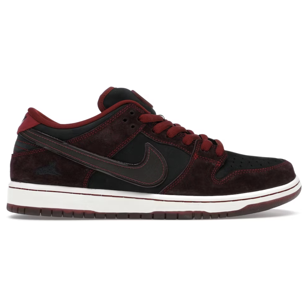 Nike SB Dunk Low x Riot Skateshop