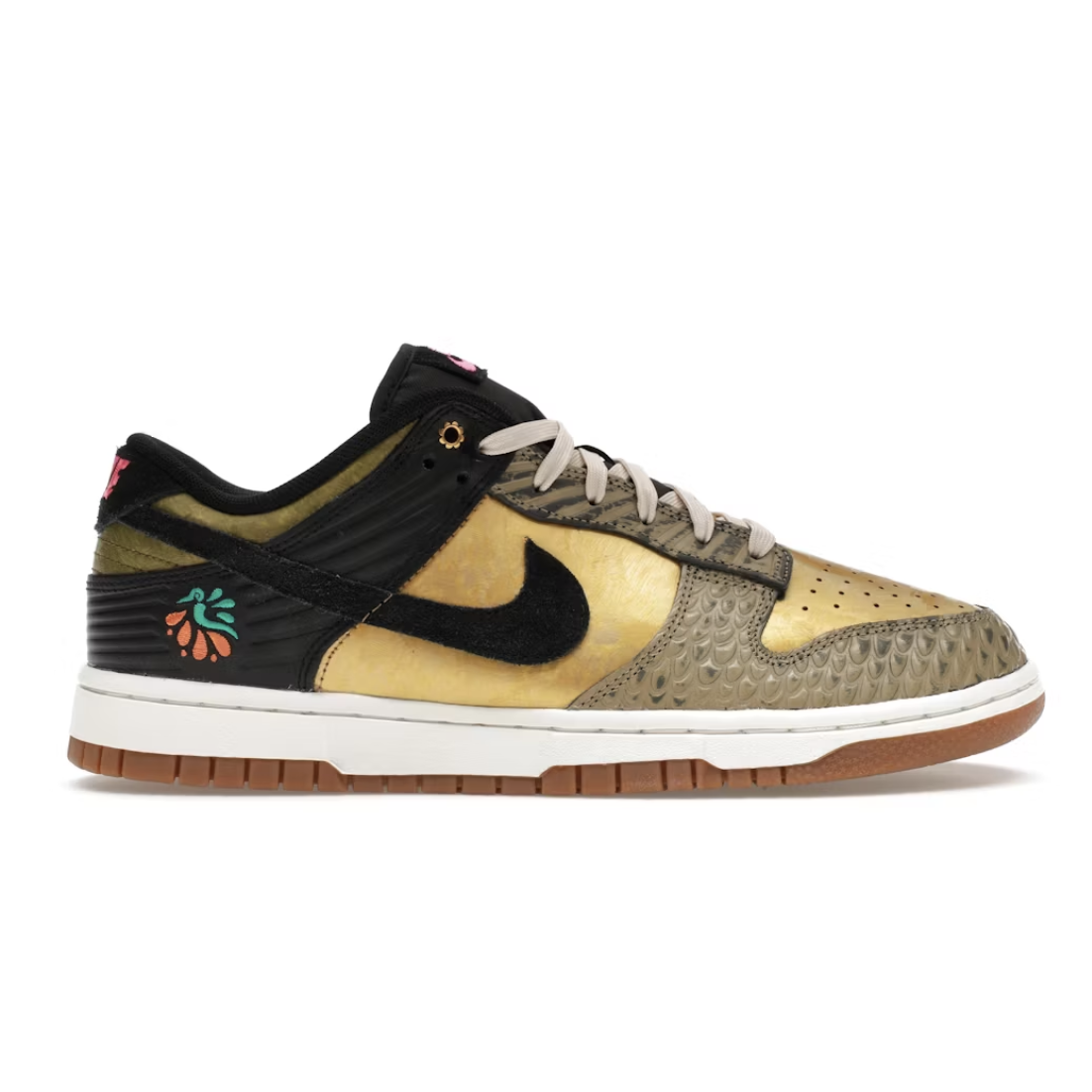 Nike Dunk Low "Día De Muertos" (WMNS)