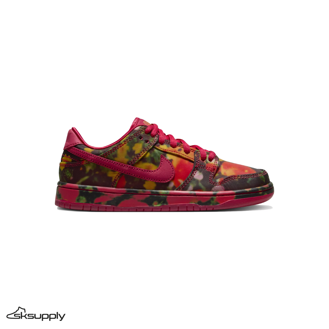 Nike SB Dunk Low "The Wizard of Oz Poppy Field"