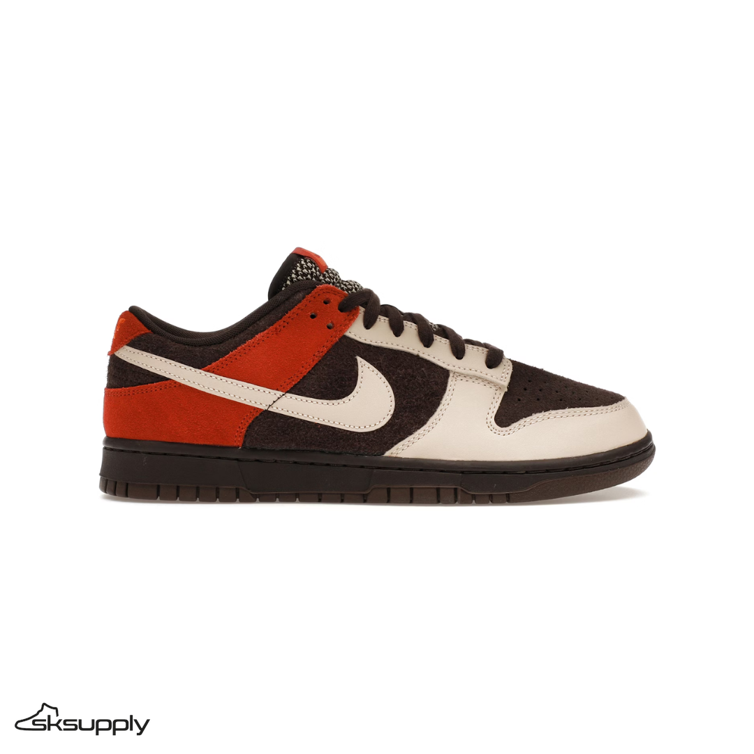 Nike Dunk Low "Red Panda"